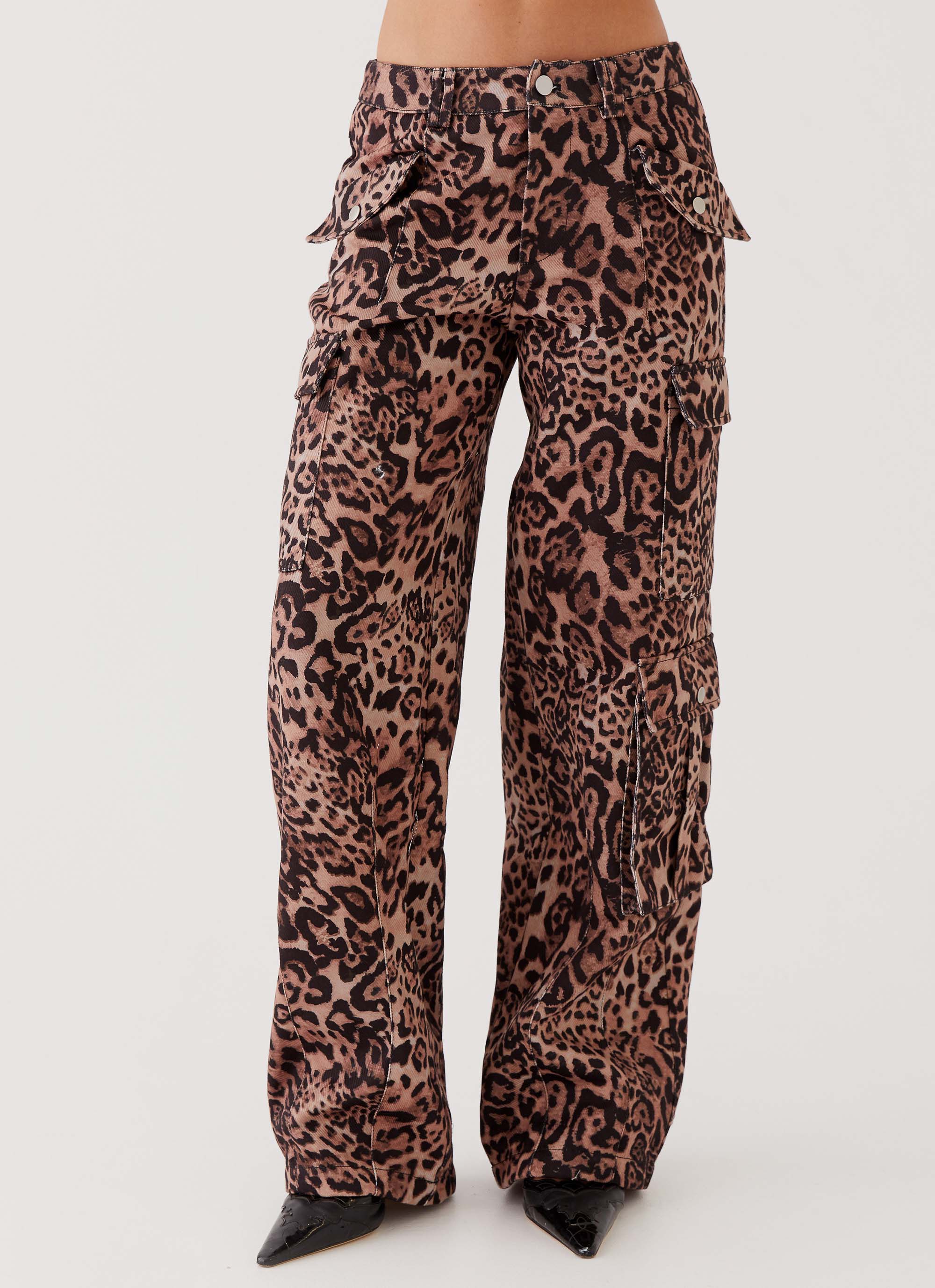 Greedy Cargo Pants for Women - Stylish Leopard Print Joggers with Multiple Pockets | Perfect for Casual Wear, Street Fashion & Outdoor Activities