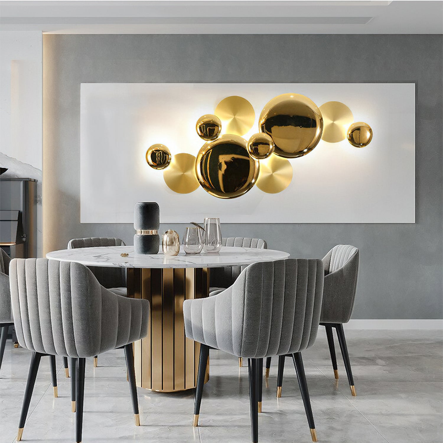 Golden Family Wall Light - Elegant Home Decor Lighting for Living Room, Bedroom & Hallway - Perfect for Indoor Wall Mounting & Ambient Illumination