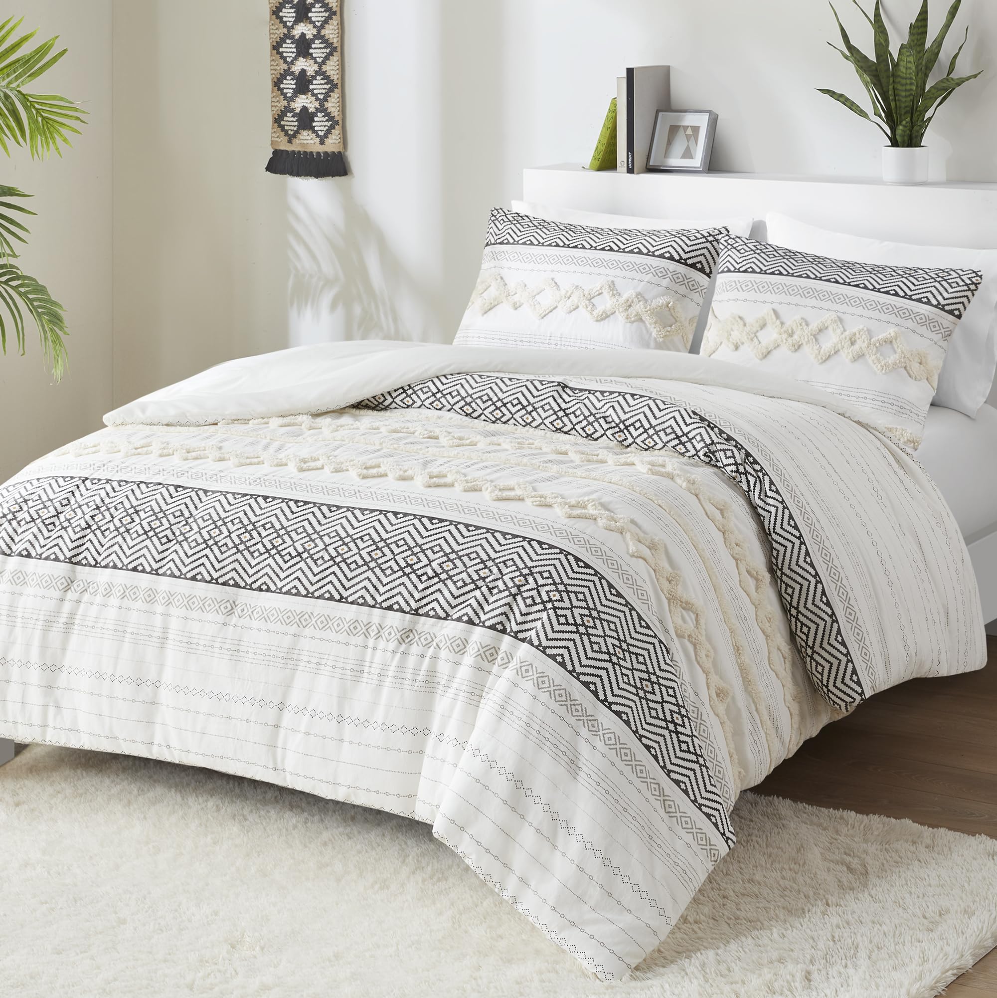 Hyde Lane Farmhouse King Size Comforter Set - Ivory Boho Bedding, 100% Cotton Top with Modern Neutral Jacquard Stripes, 3-Piece Includes Pillow Shams (104x90 Inches) | Cozy Farmhouse Bedroom Decor for Master Bedroom & Guest Room