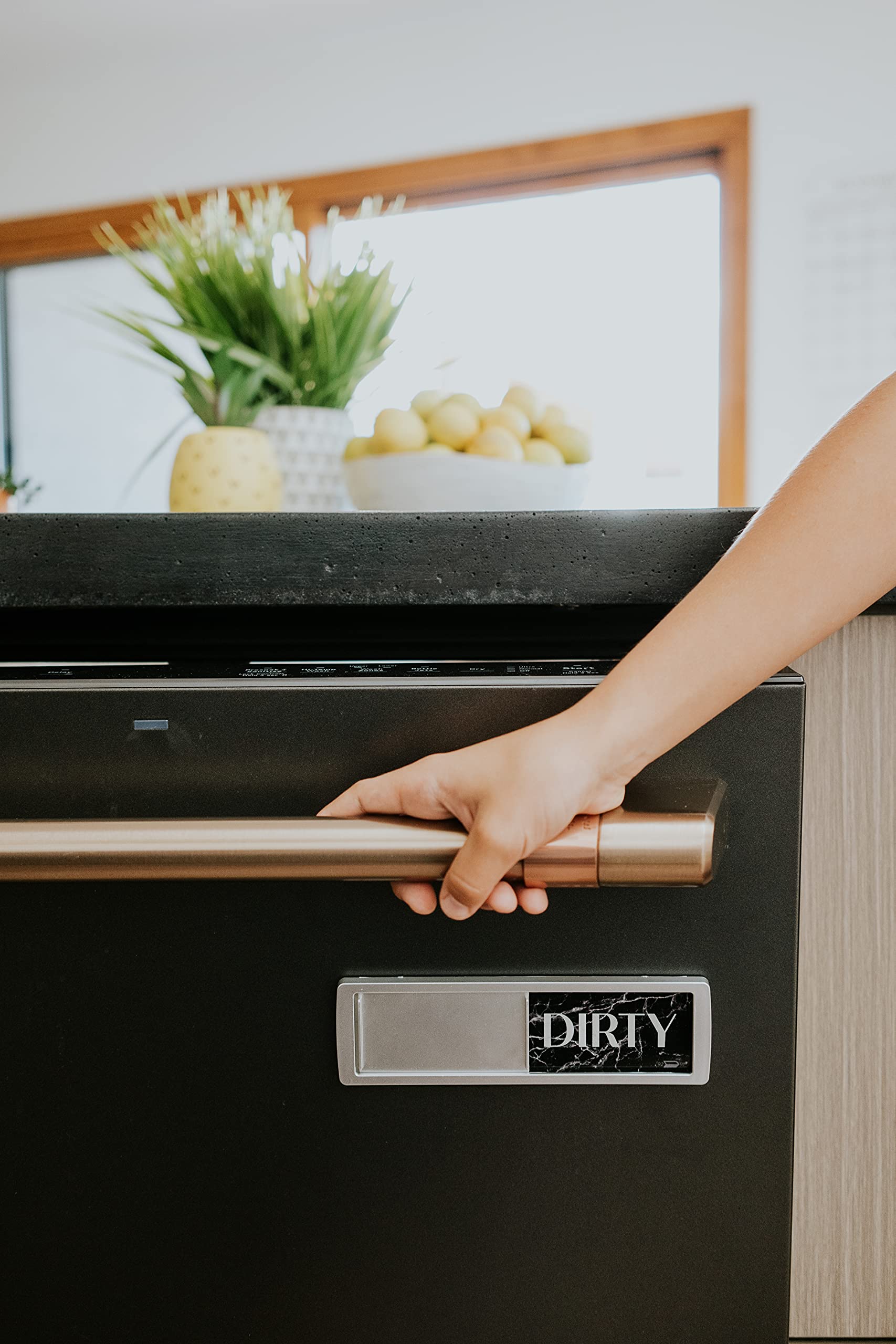 Strong Clean Dirty Dishwasher Magnet Sign - Universal Kitchen Organization Indicator in Rustic Marble Black & White Granite Style | Perfect for Home, Office & Restaurant Use