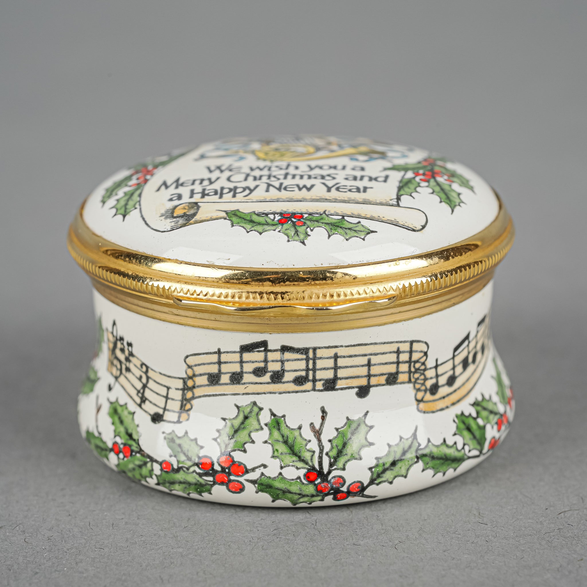 HALCYON DAYS We Wish You A Merry Christmas Enamel Music Box - Holiday Gift, Christmas Decor, Home Ornament, Festive Collectible for Family & Friends