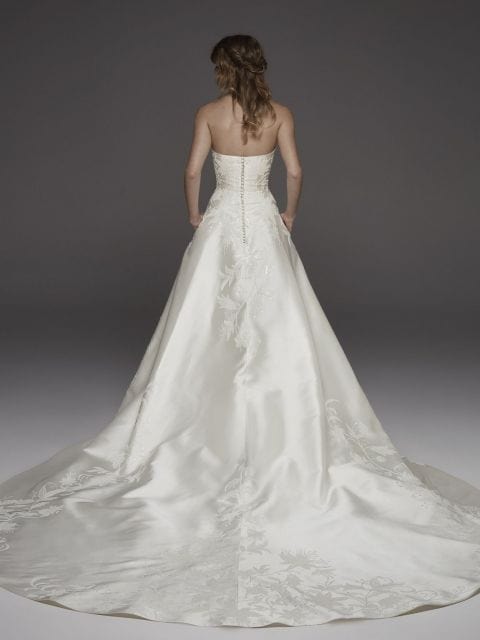Atelier Pronovias Hela Wedding Dress - Size 10 | Elegant Bridal Gown for Church Ceremony & Formal Reception