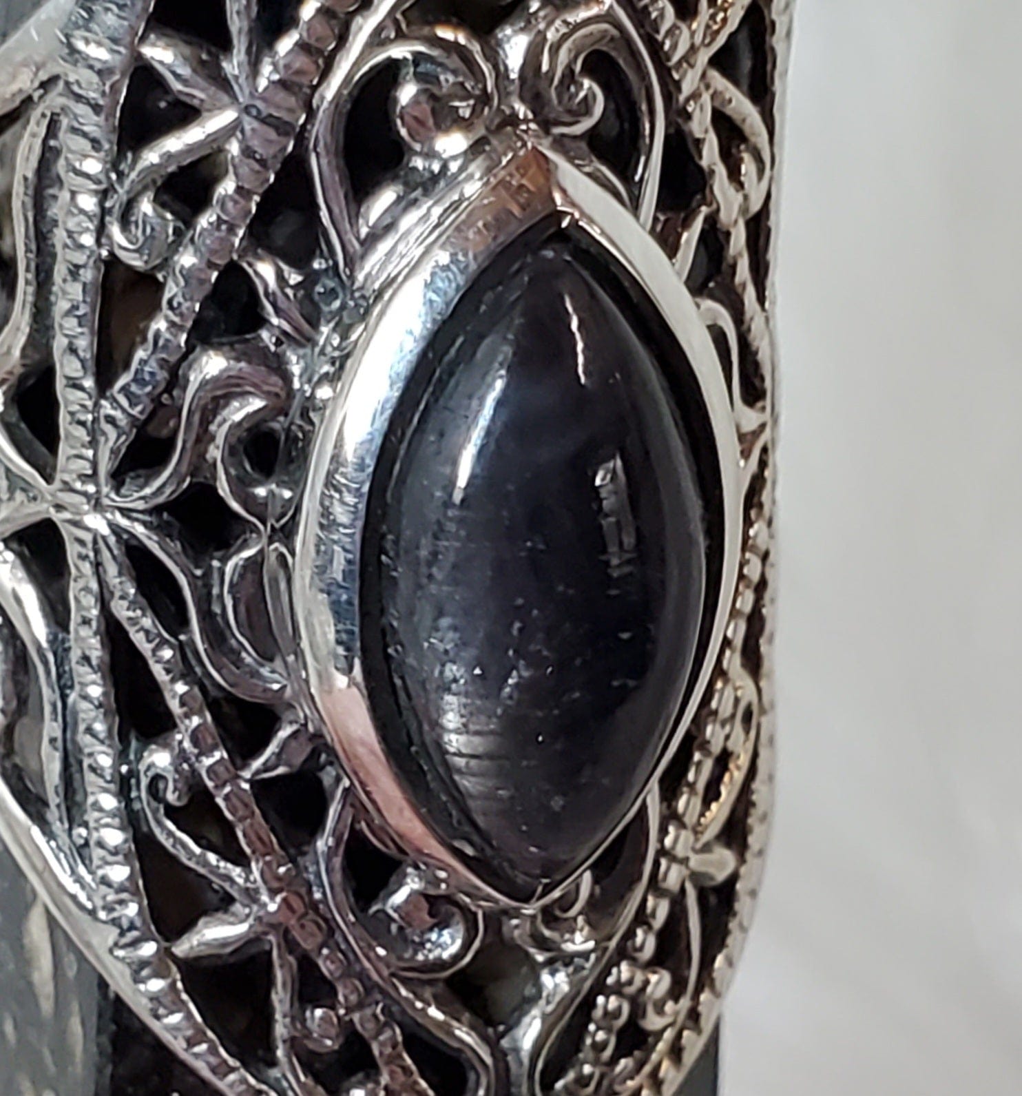 Exquisite Canadian Sapphire Ring in .925 Sterling Silver - Size 6.75 - Perfect for Engagement, Anniversary & Special Occasions