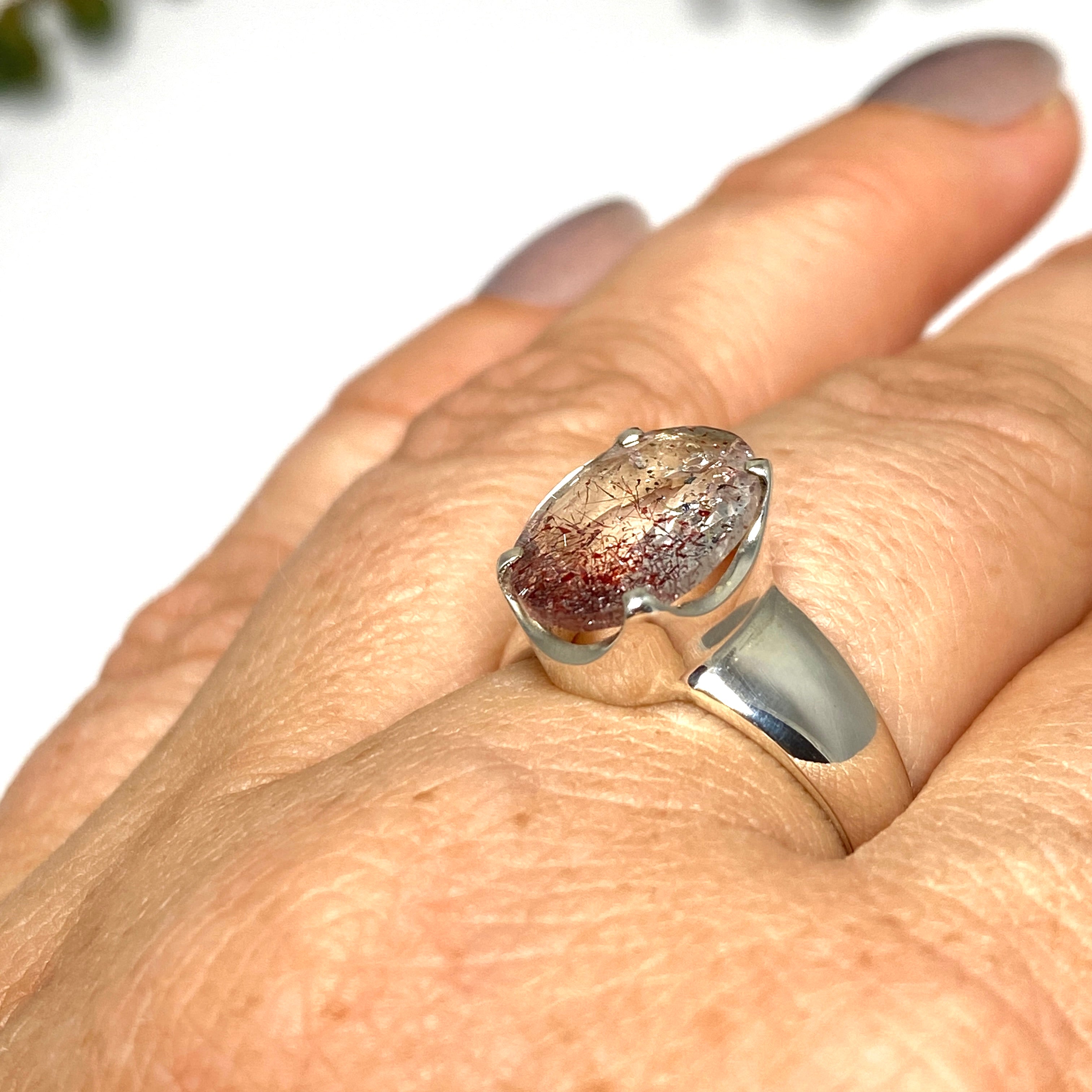 Lepidicrocite in Quartz (Inclusion Quartz) Oval Faceted Ring - Size 7.5 - PRGJ679 - Elegant Jewelry for Women, Perfect for Weddings, Parties & Special Occasions