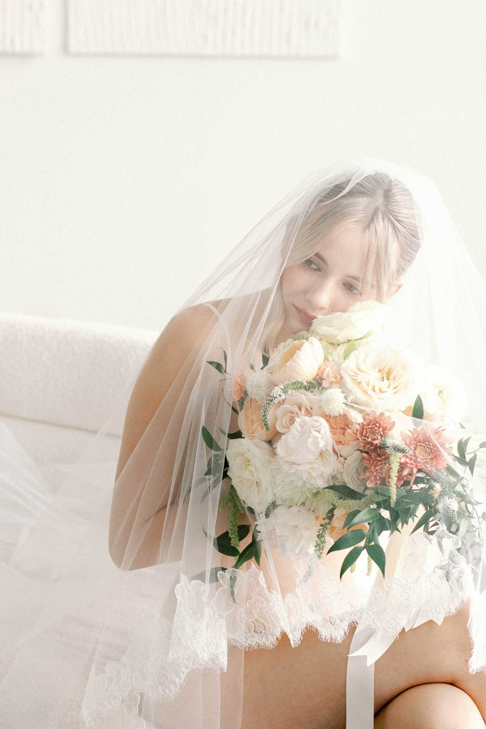 Elegant Ivory French Lace Scallop Edge Cathedral Wedding Veil - Perfect for Bridal Gowns, Formal Weddings & Romantic Ceremonies