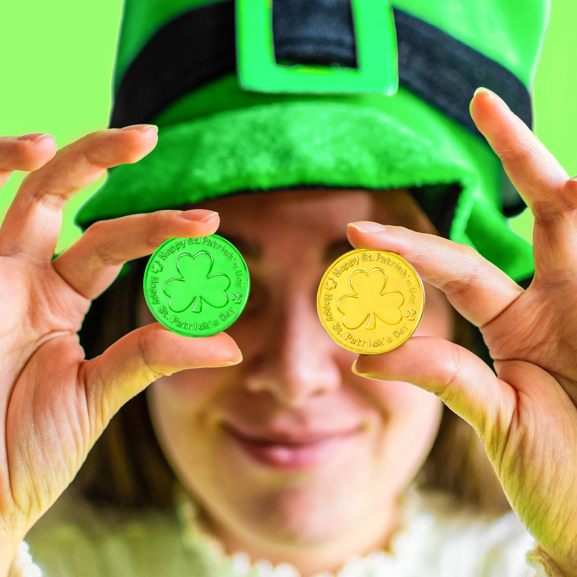 120 PCS St. Patrick's Day Decorations - 1.4 Inch Shamrock Coins, Gold & Green Lucky Plastic Coins for Party Favors, Irish Themed Events & Home Decor | Perfect for St. Patrick's Day Parties, Classroom Rewards & DIY Crafts
