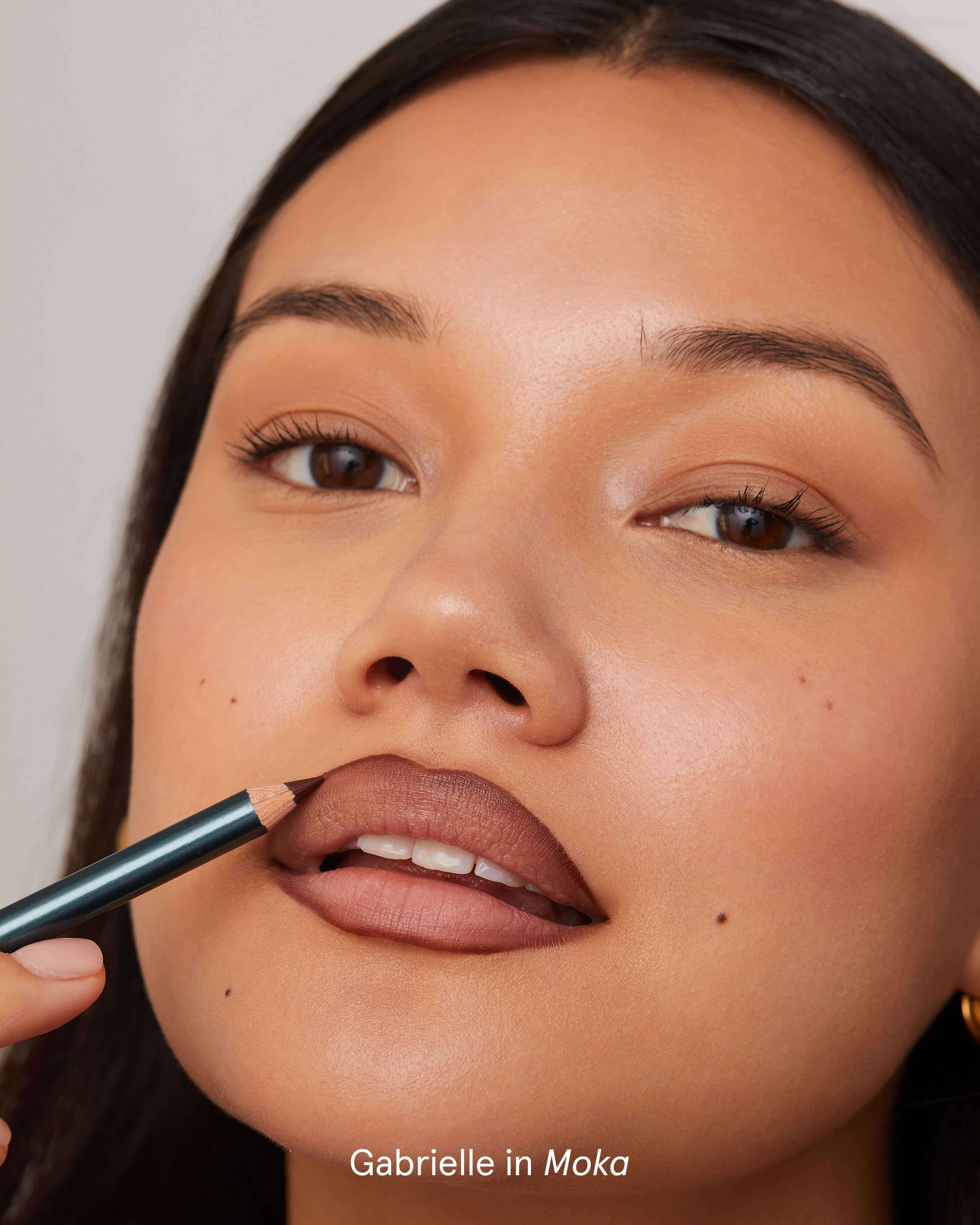 Soft Glide Lip Liner - Long Lasting Waterproof Lip Pencil for Precise Definition & Natural Look | Perfect for Everyday Makeup, Special Occasions & Photo Shoots