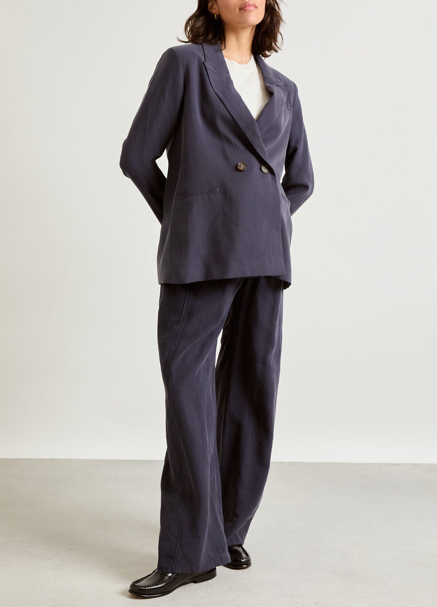 Soft Tailored Twill Blazer for Women - Elegant Slim Fit Jacket for Office, Business & Formal Occasions