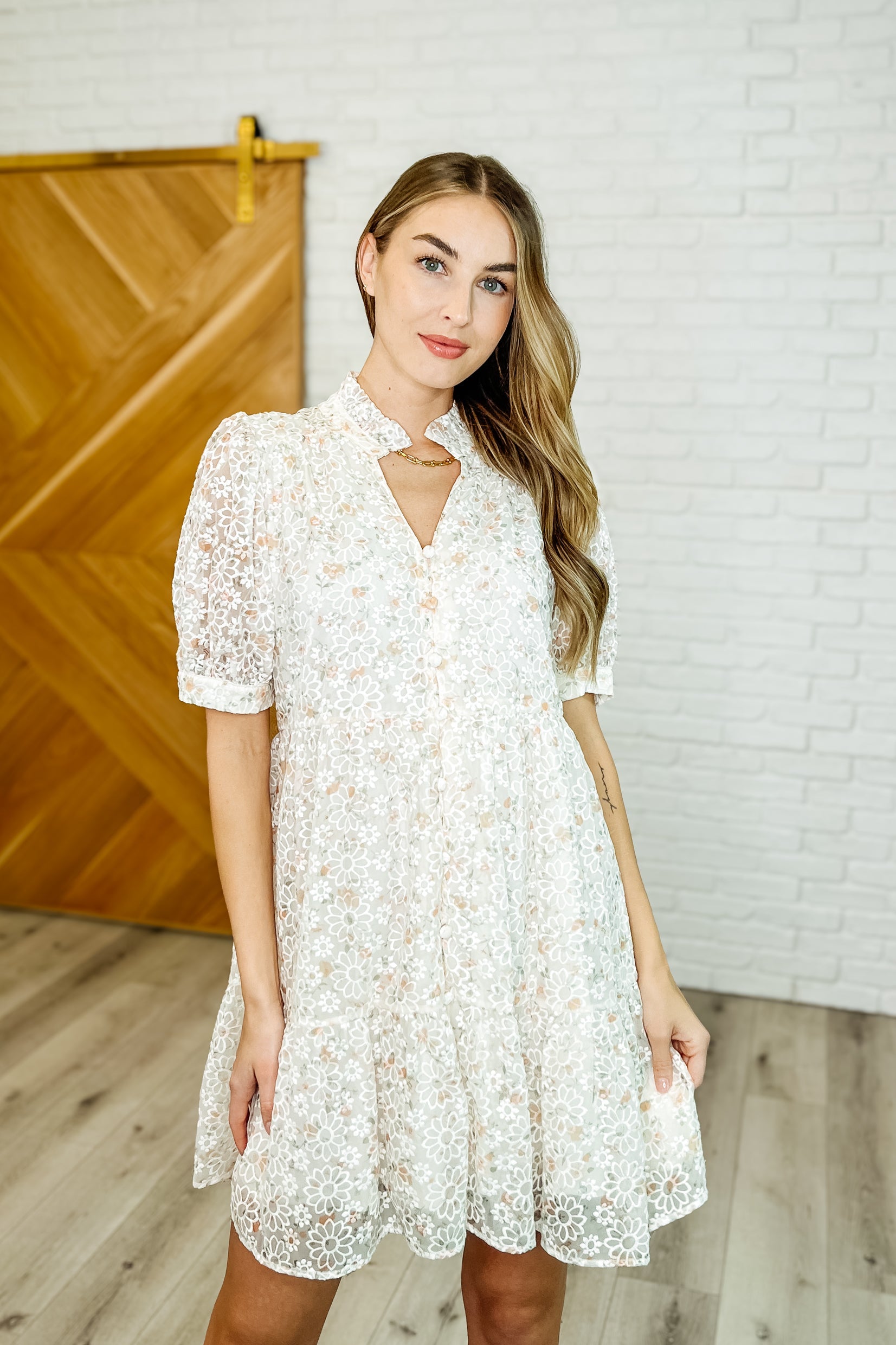Elegant Ivory Multi High Neck Lace Party Dress for Women - Perfect for Evening Events, Weddings & Special Occasions