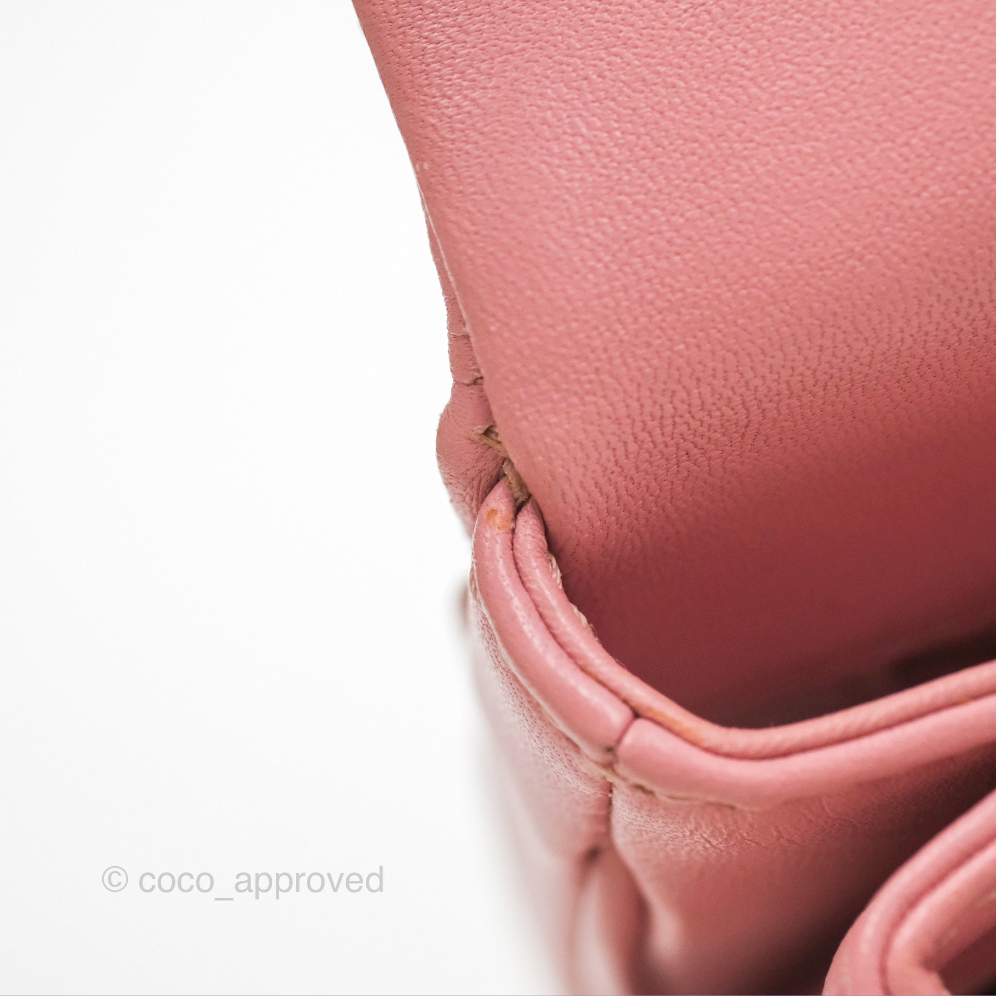 Chanel Citizen Chic Flap Bag in Pink Lambskin Leather with Gold Hardware - Perfect for Women's Luxury Everyday Use & Special Occasions