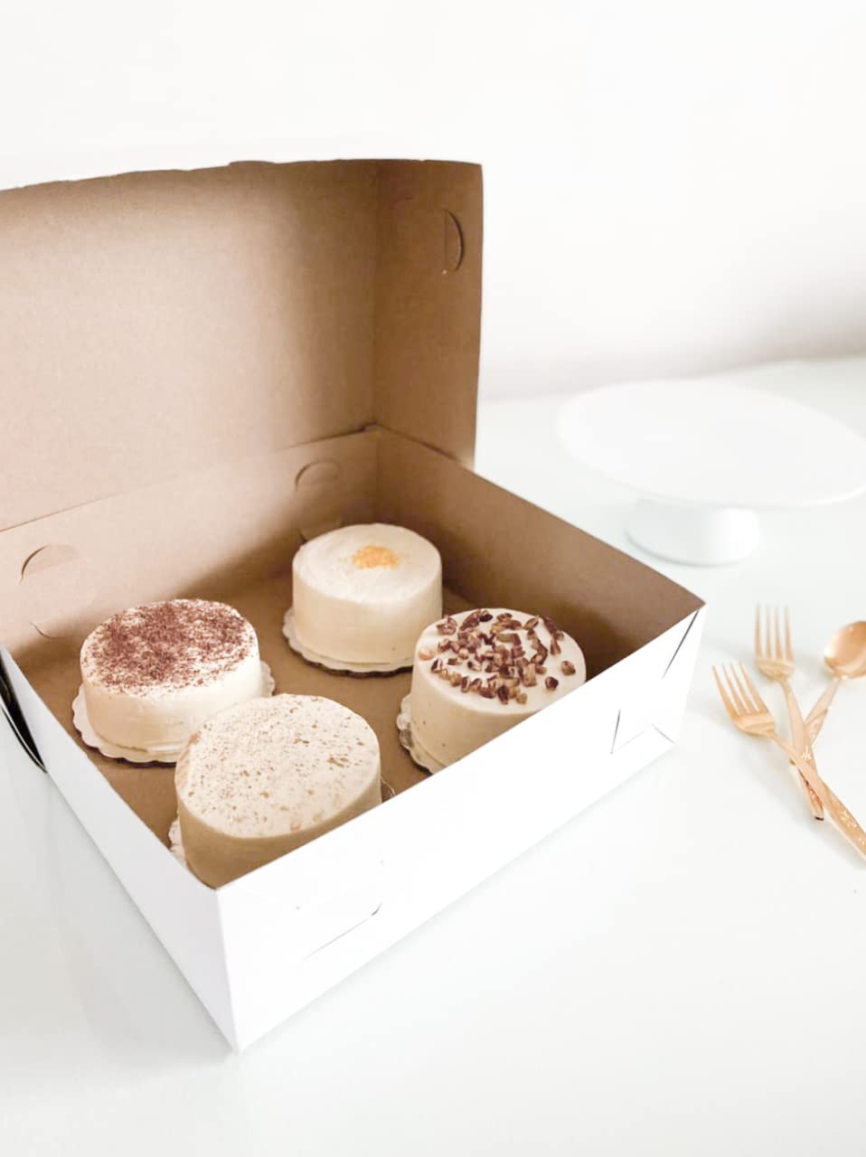 Eco-Friendly White Kraft Bakery Pastry Boxes 10x10x4 Inches - Recyclable Paperboard Gift Packaging for Cookies, Cakes, Pies - Perfect for Home Bakeries, Retail Stores, Baby Showers & Party Favors (100 Pack)