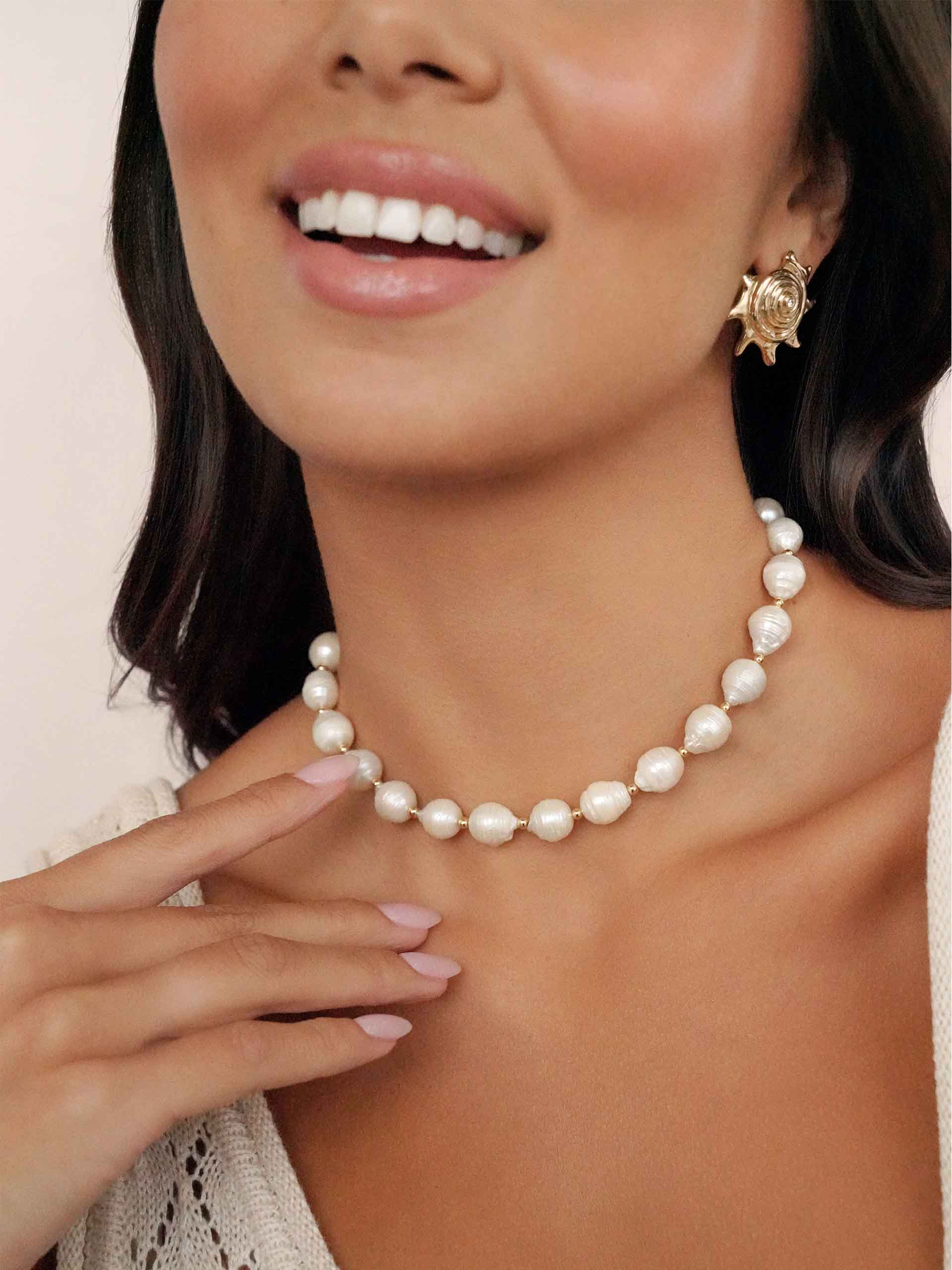 Elegant Freshwater Pearl Necklace for Women - Timeless Jewelry Gift for Wedding, Anniversary & Special Occasions