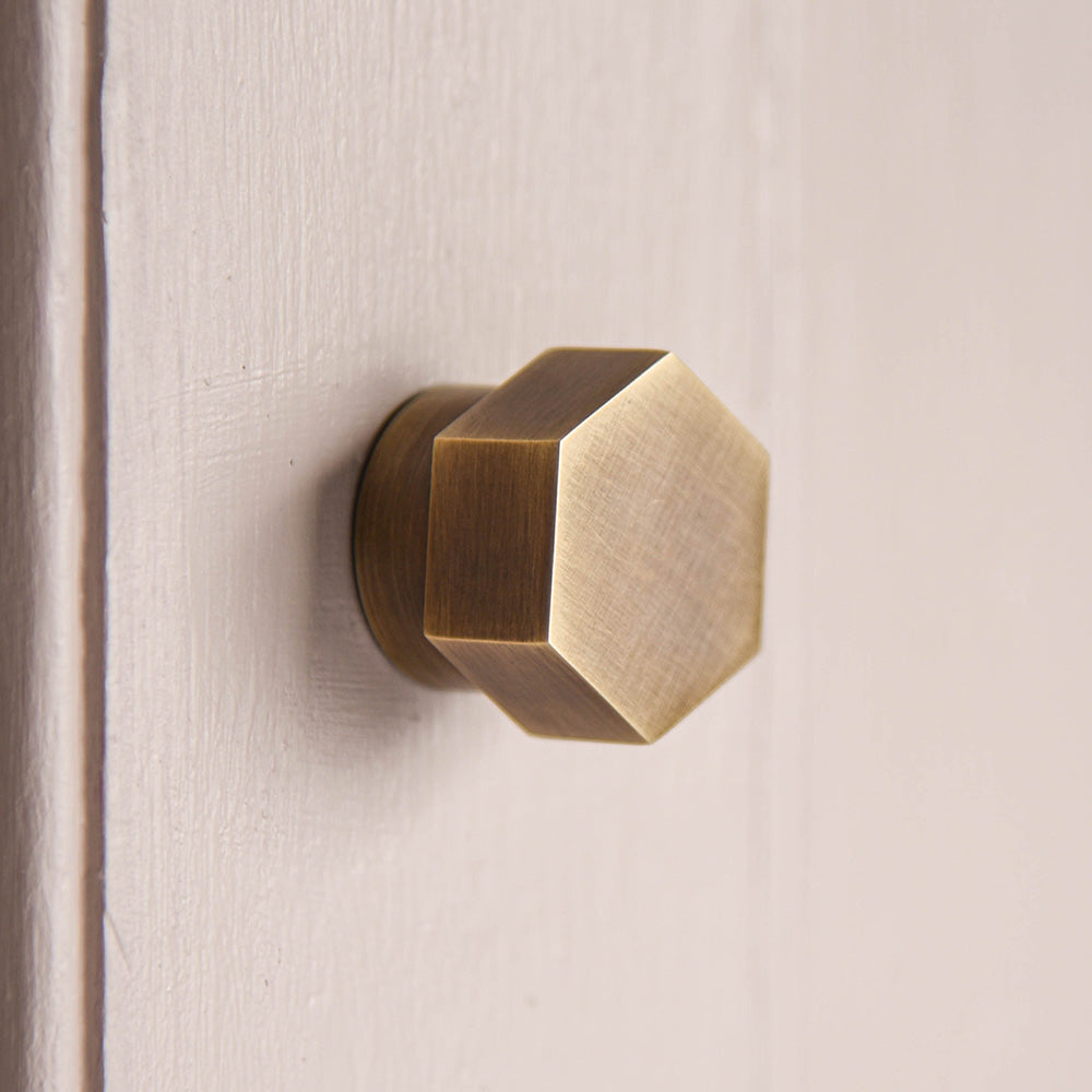 Vintage Antique Brass Hexagonal Cabinet Knobs - Elegant Hardware for Kitchen Cabinets, Dressers & Furniture Drawers - Perfect for Home Renovation & DIY Projects