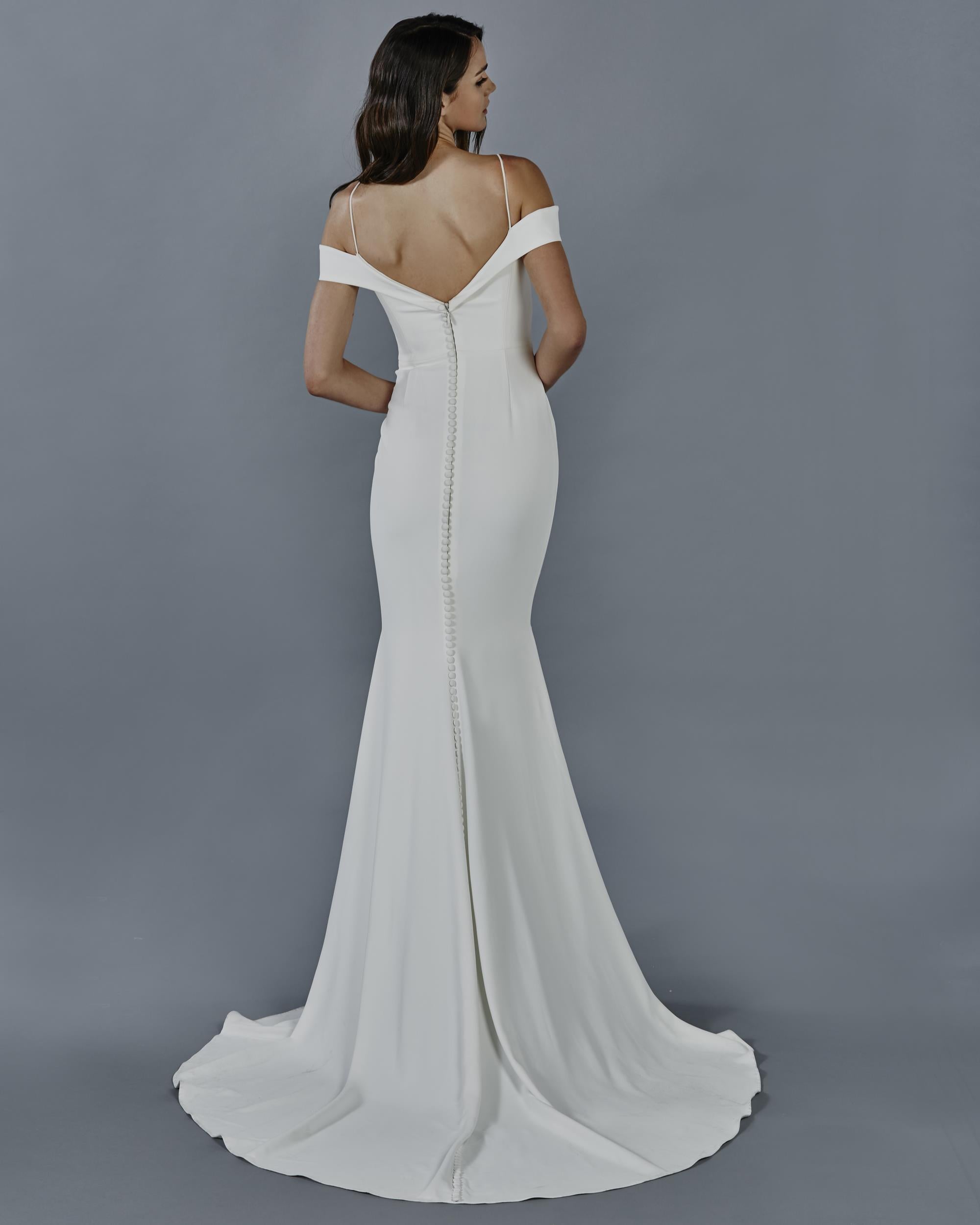 Kelly Faetanini Phoebe Sample Gown - Elegant Wedding Dress for Brides | Perfect for Bridal Showers, Ceremonies & Formal Events