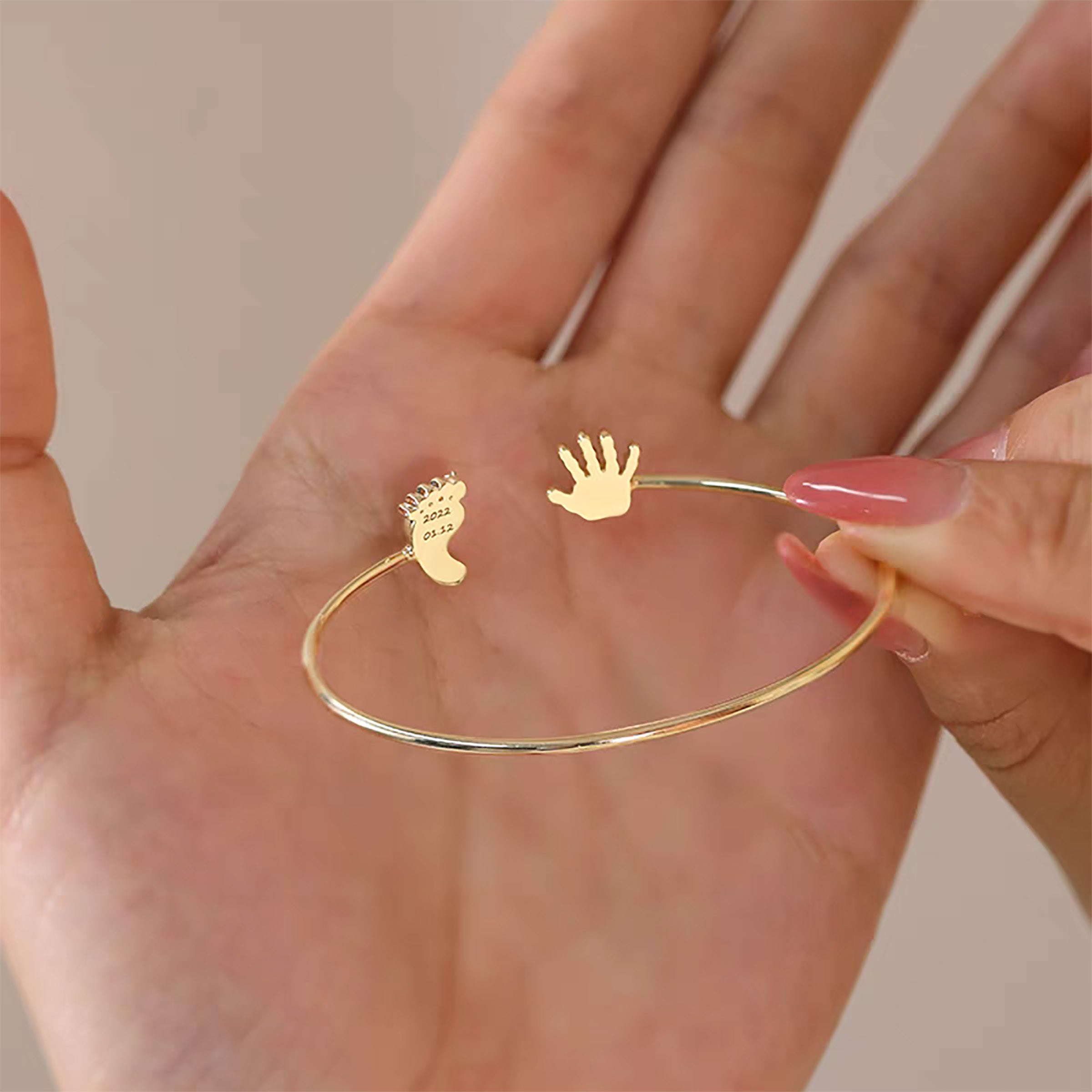 Solid Gold Footprint Bracelet - Elegant & Dainty Jewelry for Women - Perfect for Mother's Day, Baby Shower Gifts & Special Occasions