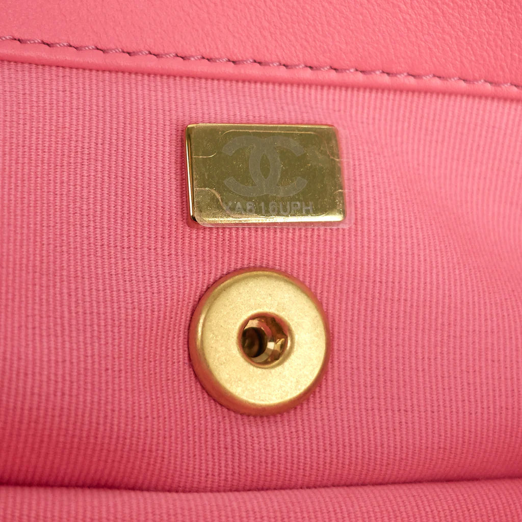 Chanel 22S Small Rose Pink Calfskin Leather Two-Way Flap Bag - Luxury Crossbody & Shoulder Bag for Women, Perfect for Date Night & Special Occasions