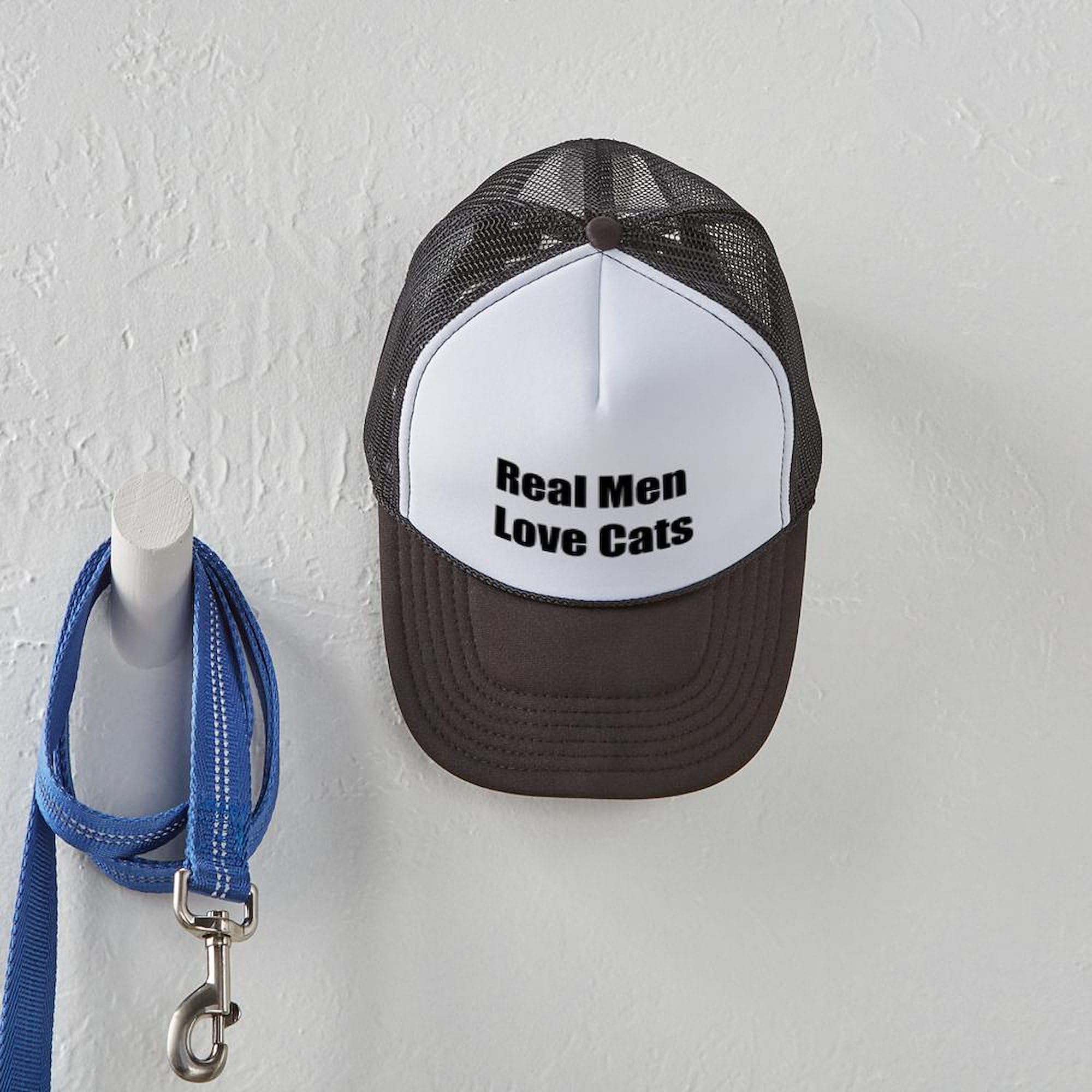 Real Men Love Cats Trucker Hat - Adjustable Snapback Cap for Men - Perfect for Casual Wear, Outdoor Activities & Cat Lovers
