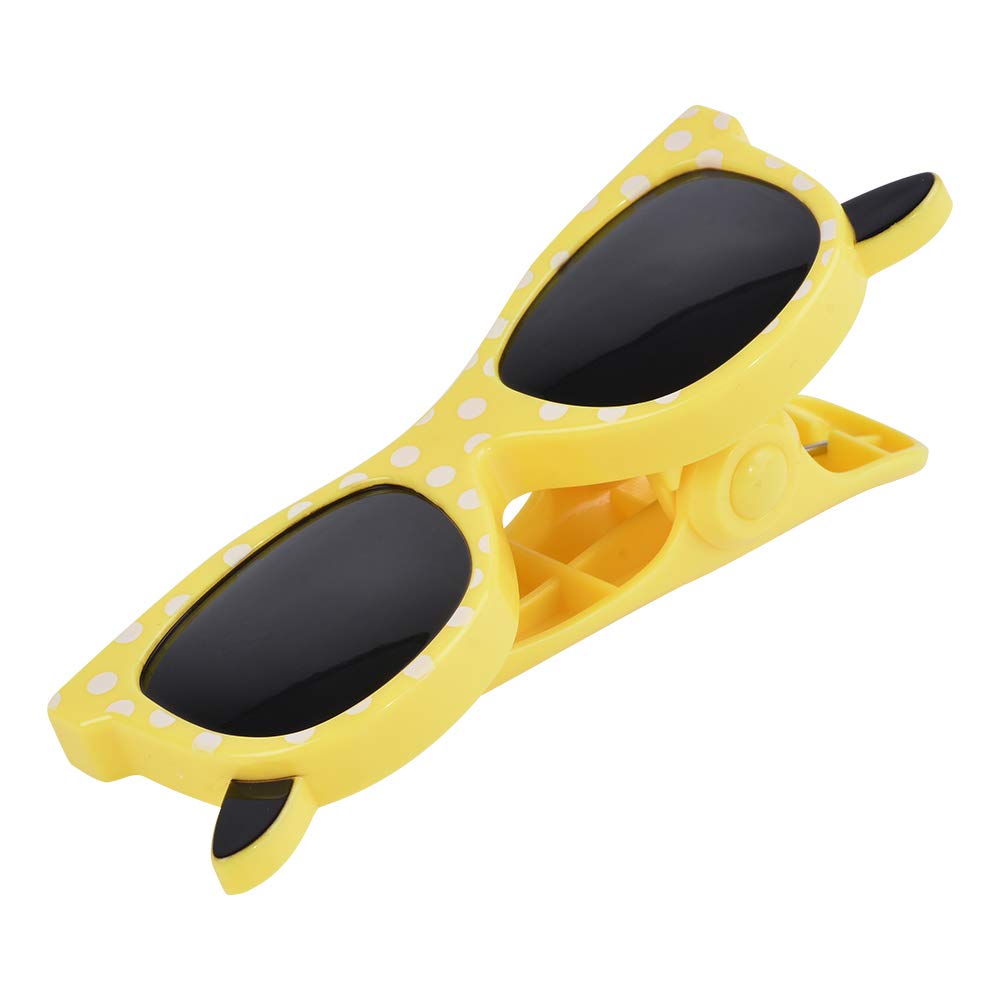**Sobeeting Windproof Beach Towel Clips - 1PC Large Plastic Cartoon Hanging Clamps for Sunbeds, Pool Chairs & Laundry - Secure Towels, Clothes & Glasses**    *(Perfect for Beach, Poolside, Backyard Lounging & Laundry Drying)*