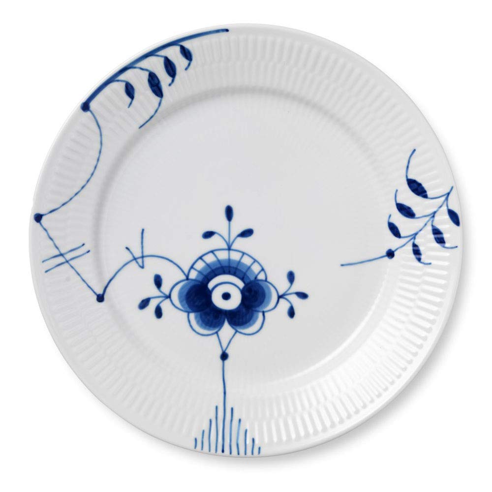 Royal Copenhagen Blue Fluted Mega Plate - 10.6 Inch (27 cm) Fine Porcelain Dinner Plate - Elegant Wedding Gift & Housewarming Present - Perfect for Formal Dining, Holiday Entertaining & Special Occasions