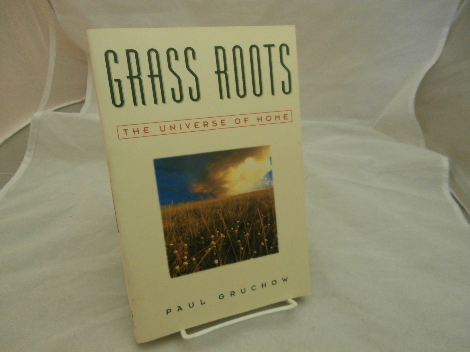 Grass Roots: The Universe of Home (The World As Home) - Inspirational Book for Home Decor & Sustainable Living | Perfect for Nature Lovers & Interior Design Enthusiasts