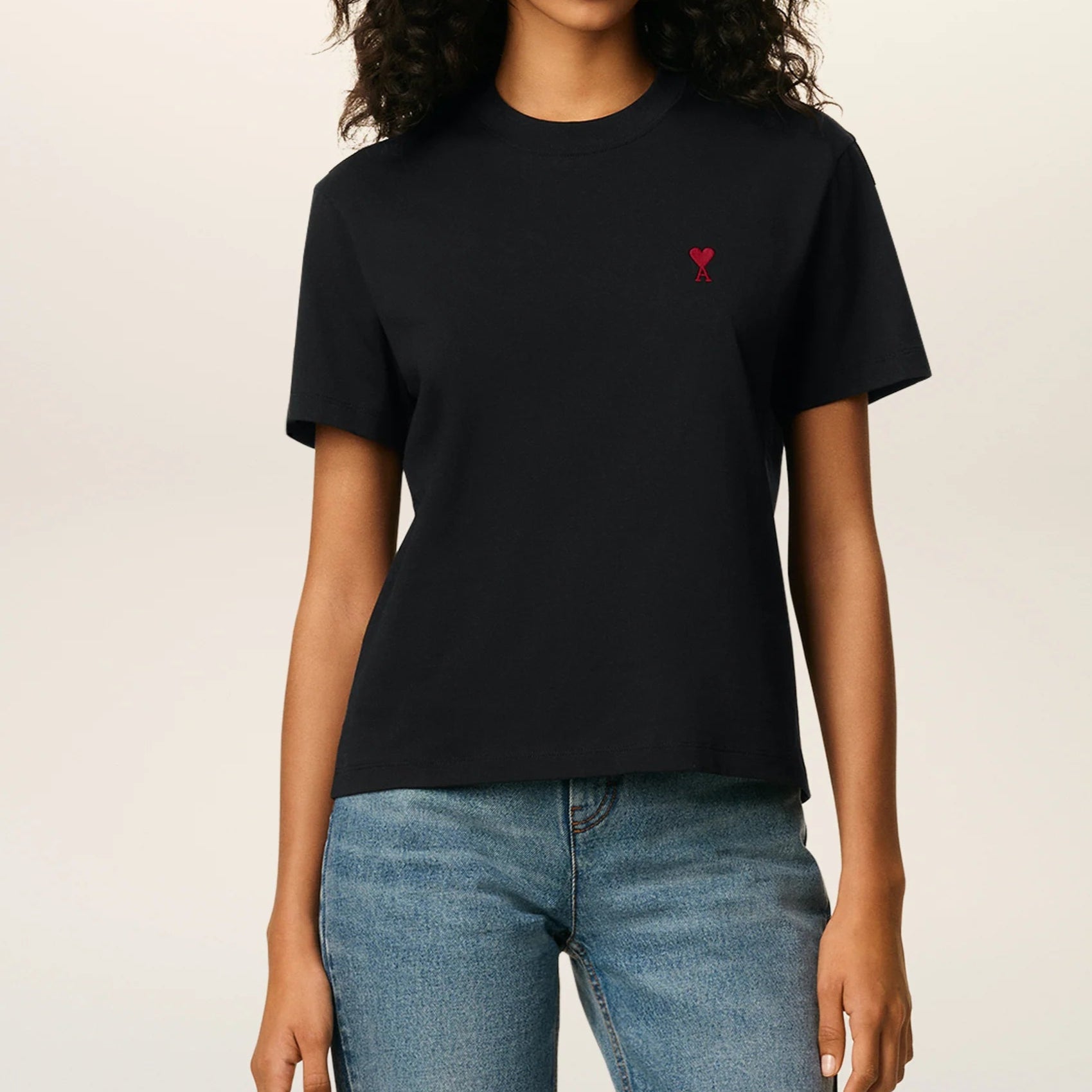 AMI PARIS Black Cotton AMI De Coeur T-Shirt - Stylish Casual Tee for Men & Women | Perfect for Everyday Wear, Street Style & Outings