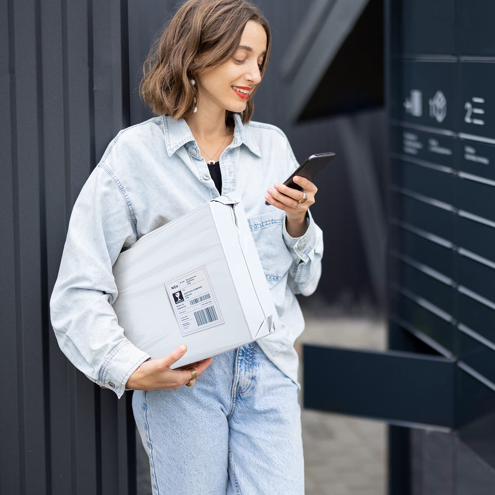 Metronic 10x13 Inch White Poly Mailers - 100 Pack | Durable Shipping Bags for Clothing & Small Business | Waterproof Mailing Envelopes for Ecommerce, Online Stores & Retail Packaging | Perfect for Shipping Apparel, Accessories & Lightweight Items