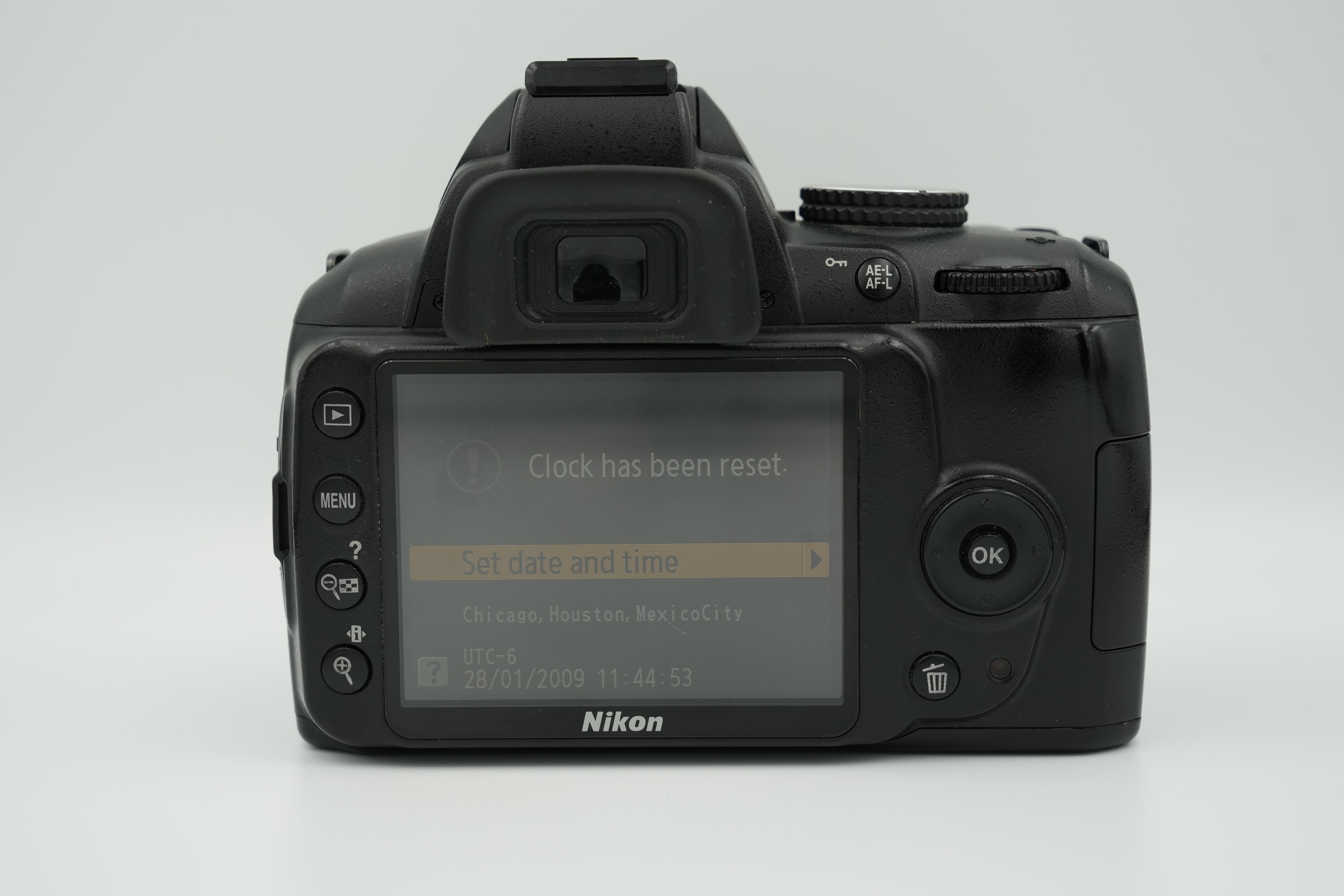 Refurbished Nikon D3000 DSLR Camera Body - Professional Digital Photography for Beginners, Travel & Portrait Shooting