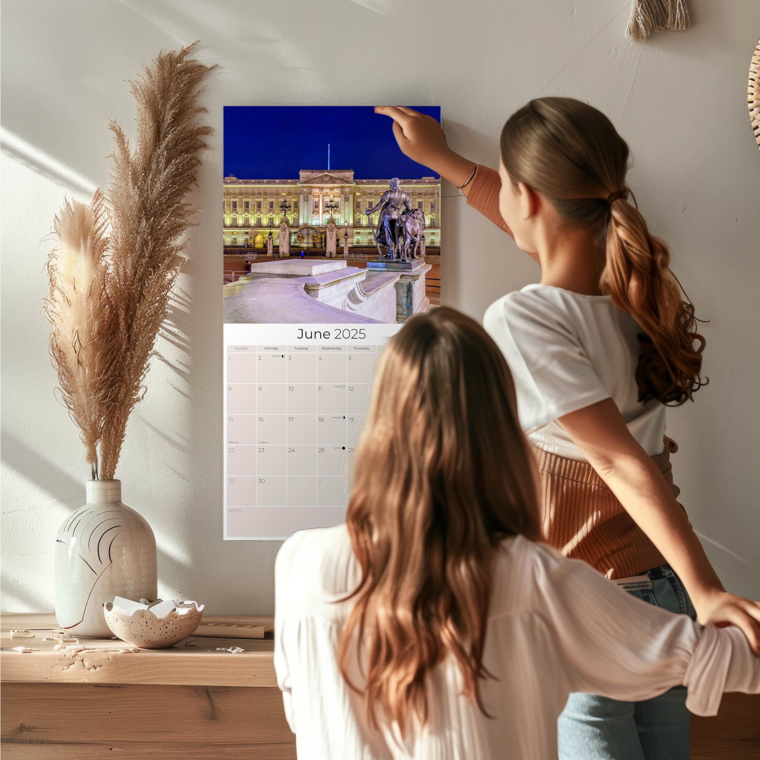 2024-2025 London Travel Wall Calendar - 12