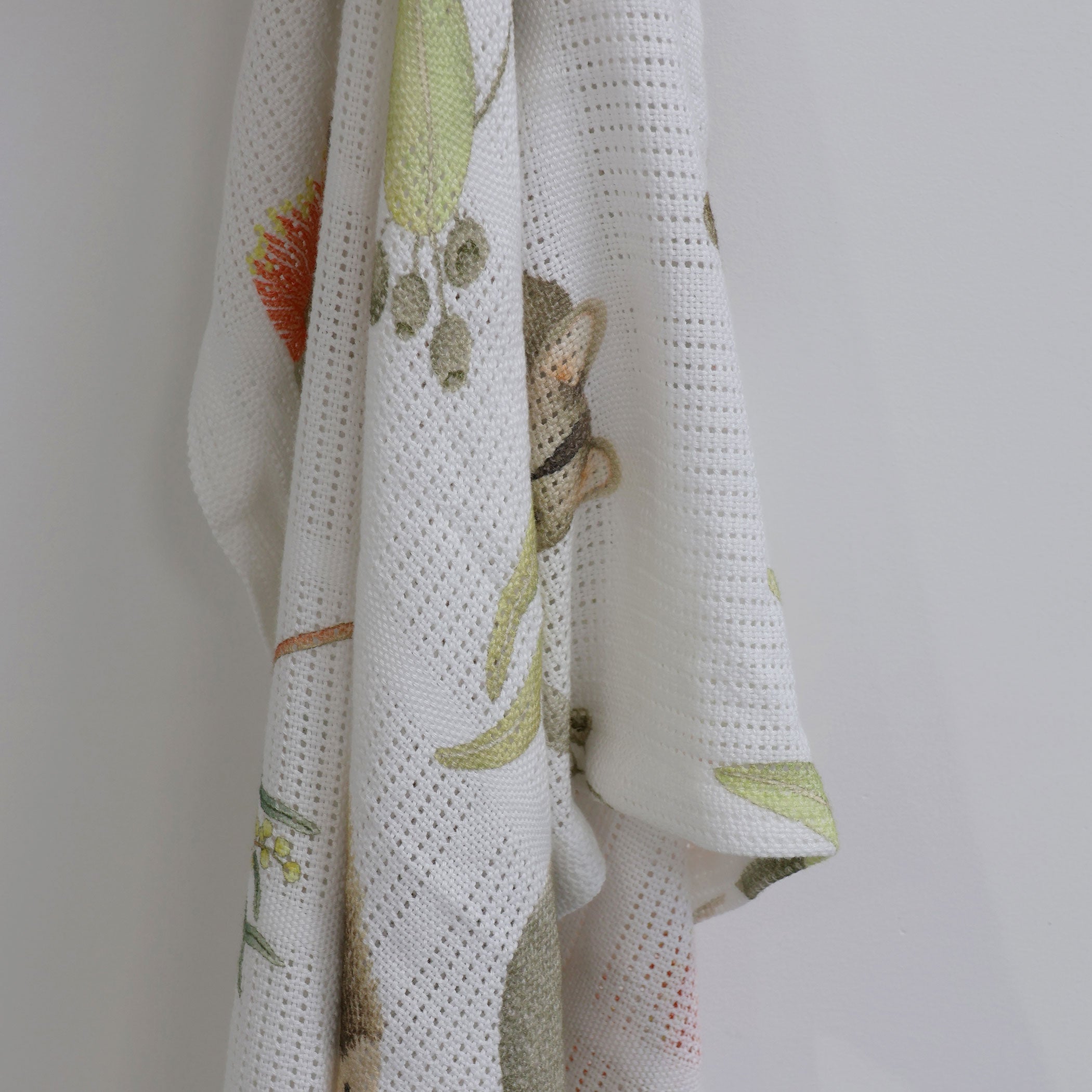 Soft Aussie Animals Fleece Blanket - Cozy & Cute Australian Wildlife Design - Perfect for Baby Nursery, Travel, and Home Decor