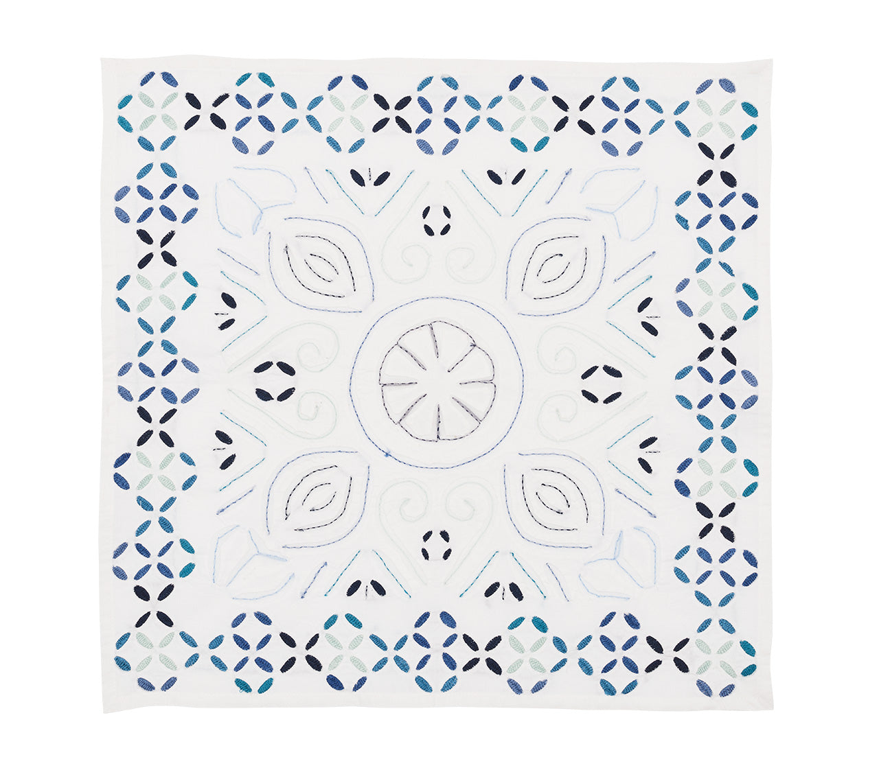Premium Malta White & Blue Napkins Set of 4 - Elegant Dinner Table Linen for Formal Dining & Special Occasions