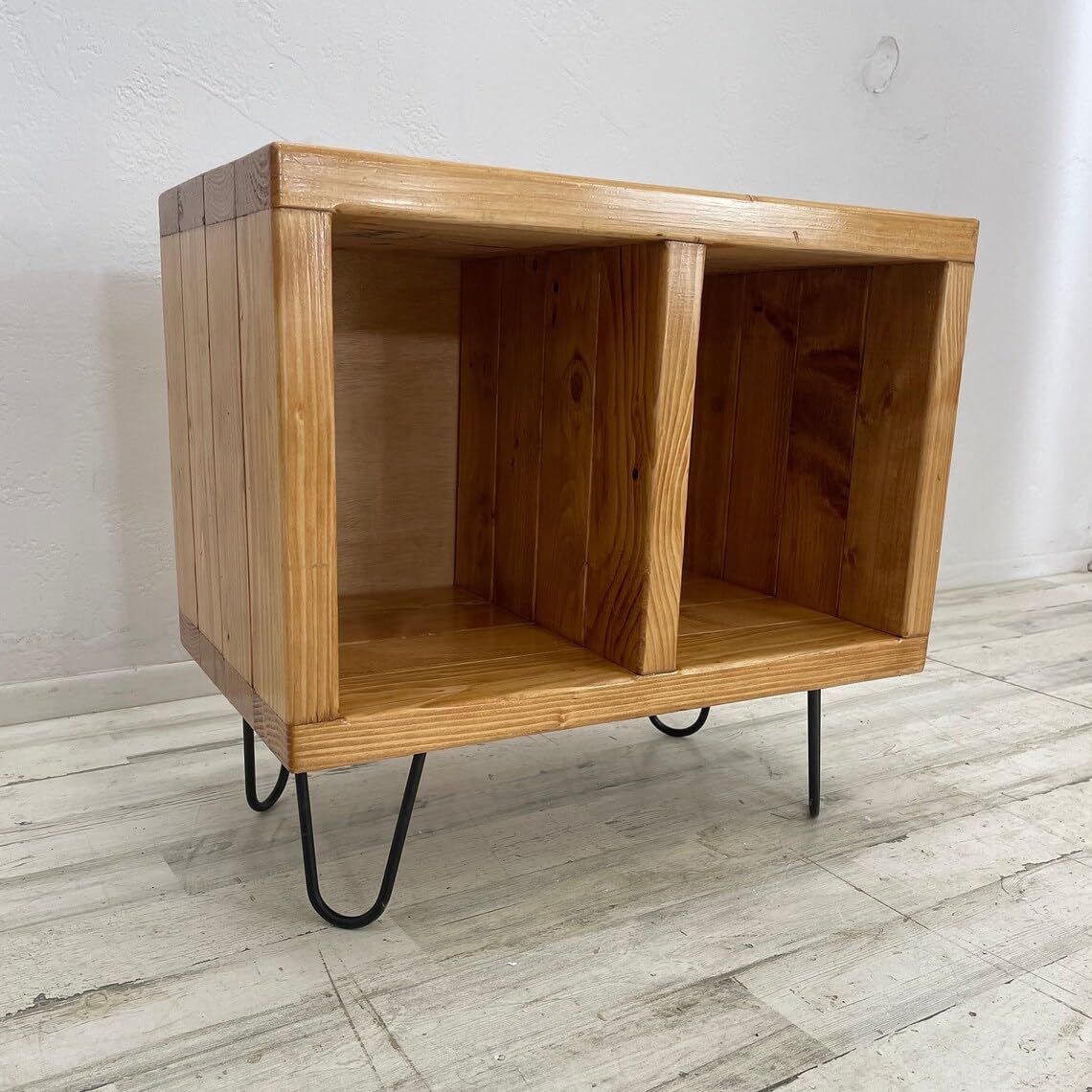 2Sec Vinyl Record Storage Furniture - Record Player Stand, Media Console & TV Stand for LP Storage & Turntable | Perfect for Living Room, Home Theater & Music Studio Organization
