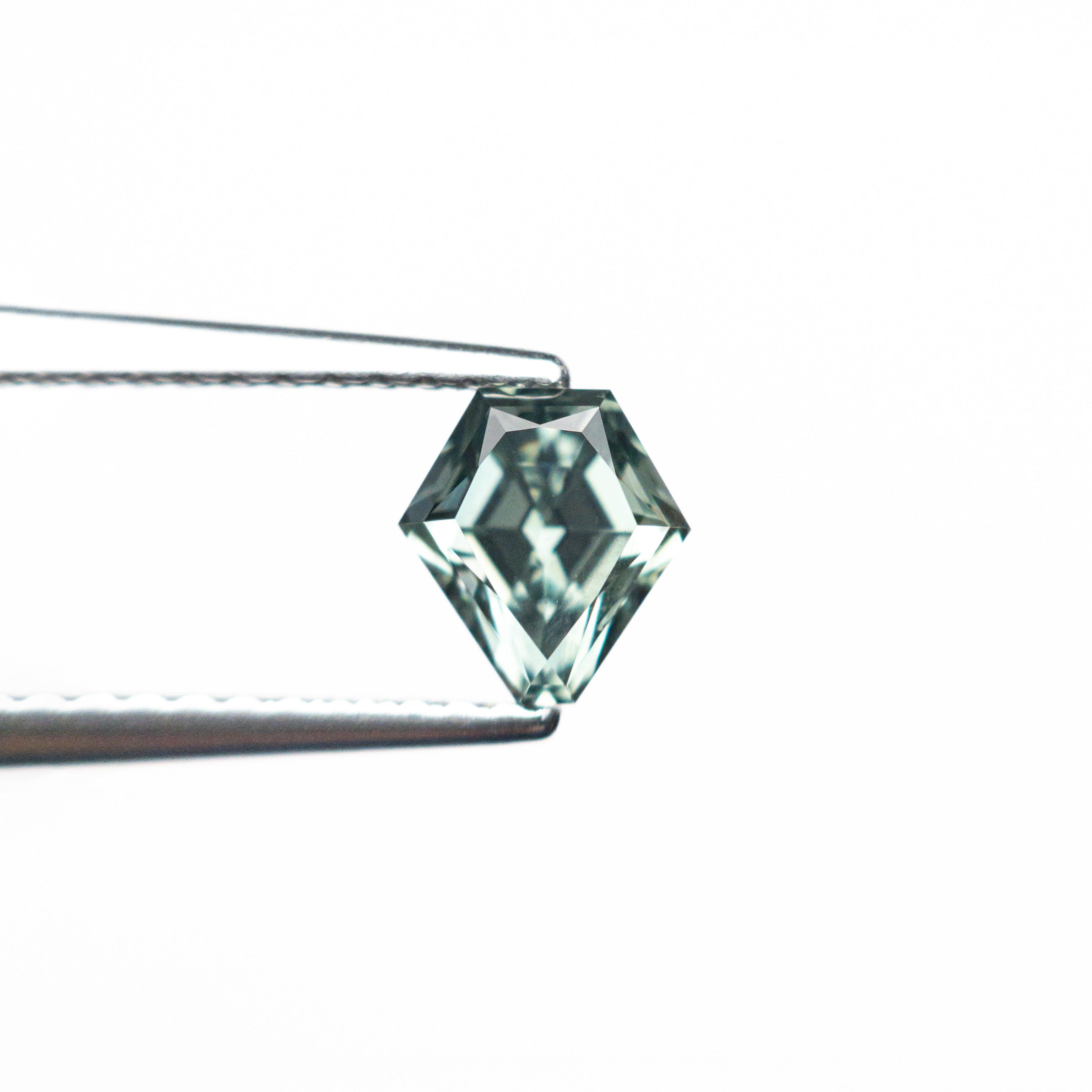 0.82ct Natural Shield-Cut Blue Sapphire Gemstone (5.65x4.57x3.93mm) - Ideal for Engagement Rings & Fine Jewelry Making