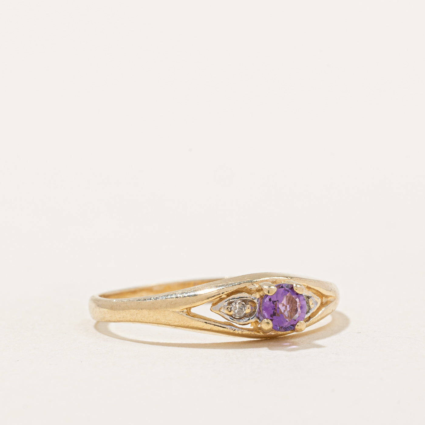 Amethyst and Diamond Ring - 0.15ct Center Stone with 0.01ctw Accents - Size 6.25 - Elegant Purple Gemstone Jewelry for Women - Perfect for Engagement, Anniversary & Special Occasions