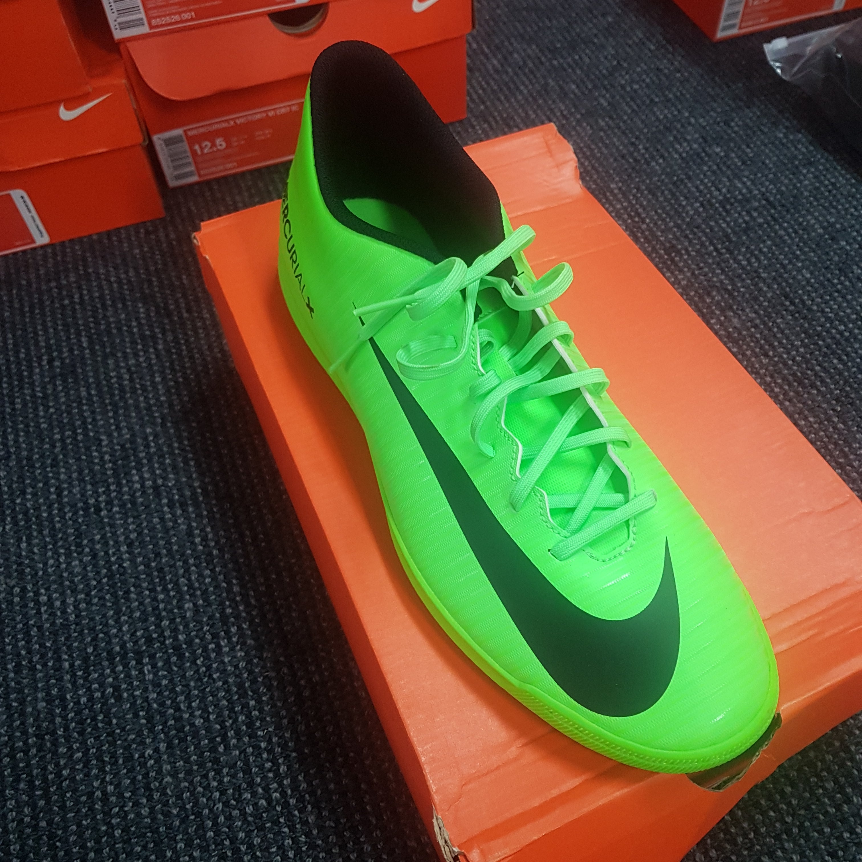 Nike Mercurial Vortex III IC Indoor Soccer Shoes for Men - Lightweight & Comfortable for Training, Futsal, and Indoor Sports