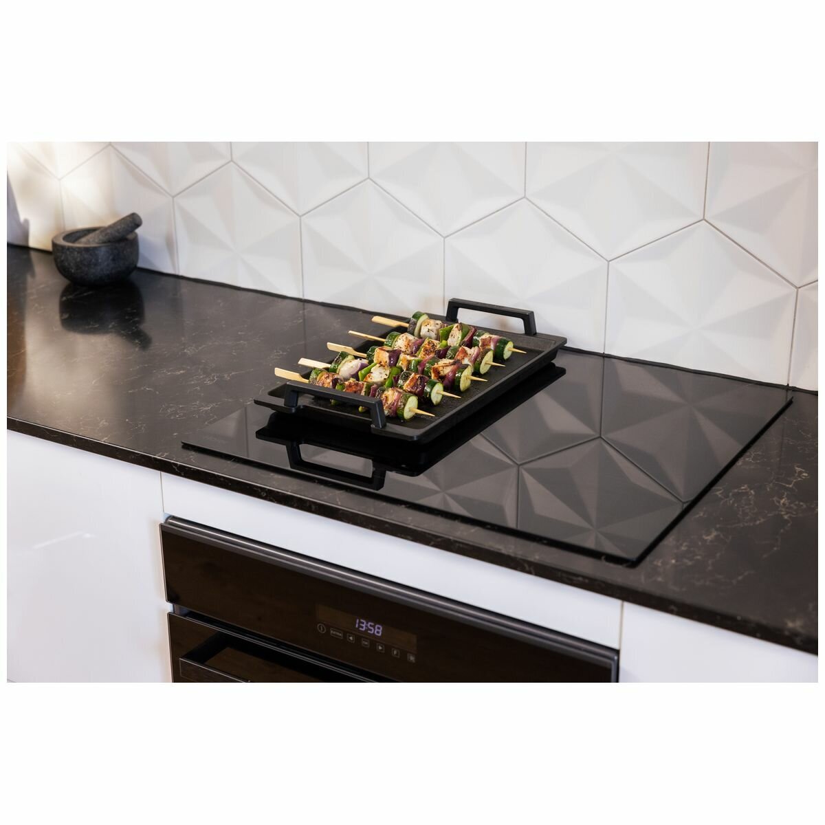 Haier 60cm Induction Cooktop with Flexi Zone HCI604FTB3 - Fast Heating, Energy Efficient, Touch Control - Perfect for Home Kitchen, Restaurant & Outdoor Cooking