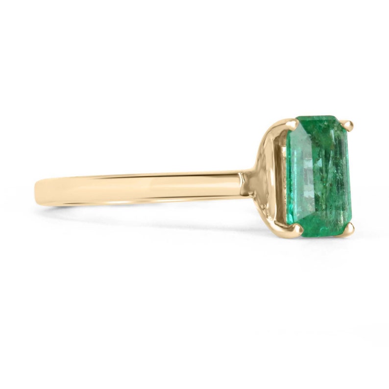 1.05 Carat Emerald Solitaire 14K Yellow Gold Engagement Ring for Women - Perfect for Proposals, Anniversaries & Special Occasions