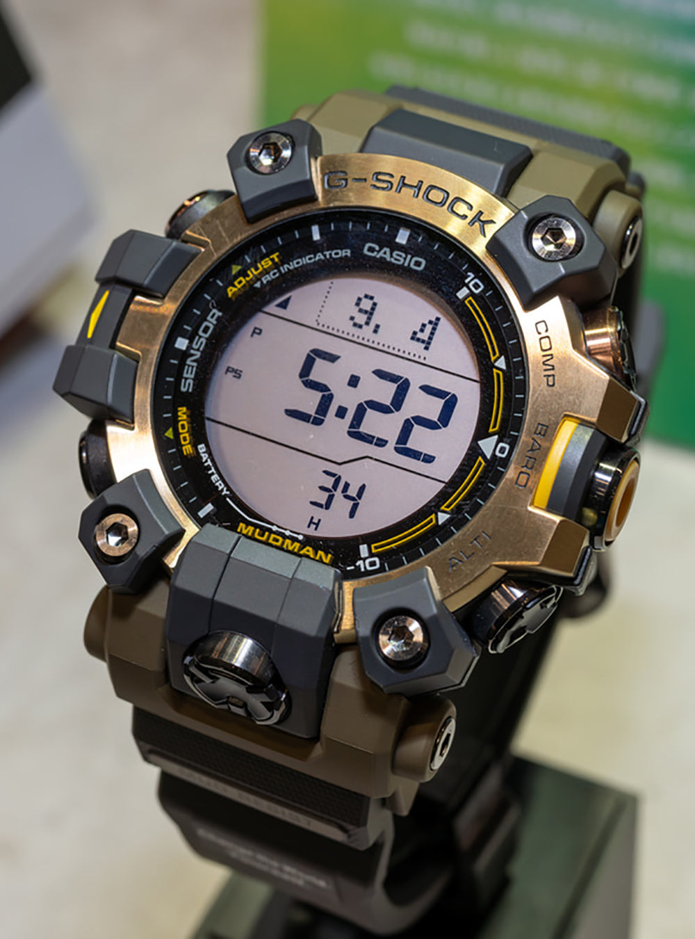 CASIO G-Shock Master of G Mudman GW-9501KJ-8JR Tactical Military Watch - Shock Resistant, Waterproof & Solar Powered - Perfect for Outdoor Adventures, Hiking & Extreme Sports