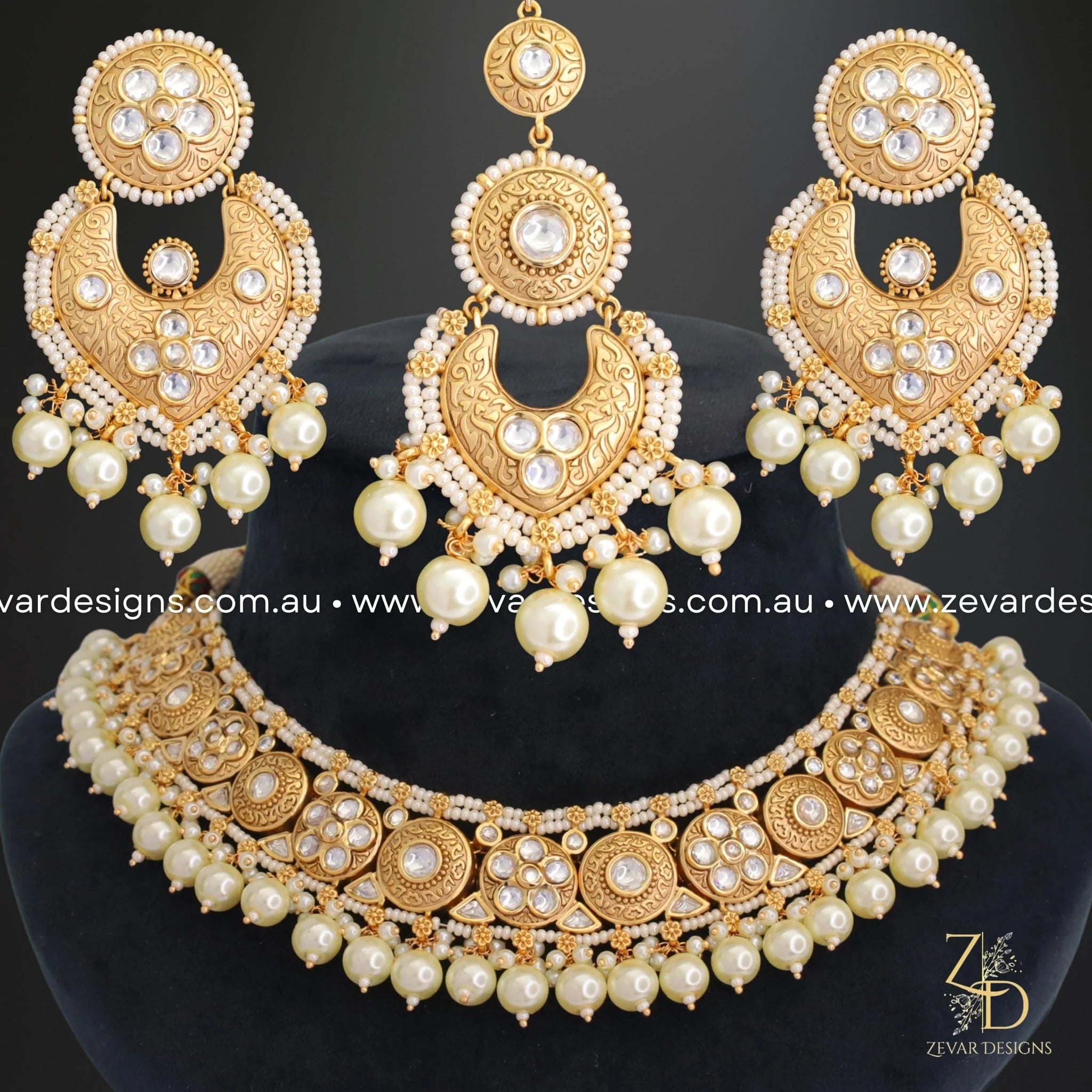 Exquisite Kundan Necklace Set with Tikka & Pearls - Perfect for Weddings, Parties & Indian Traditional Occasions