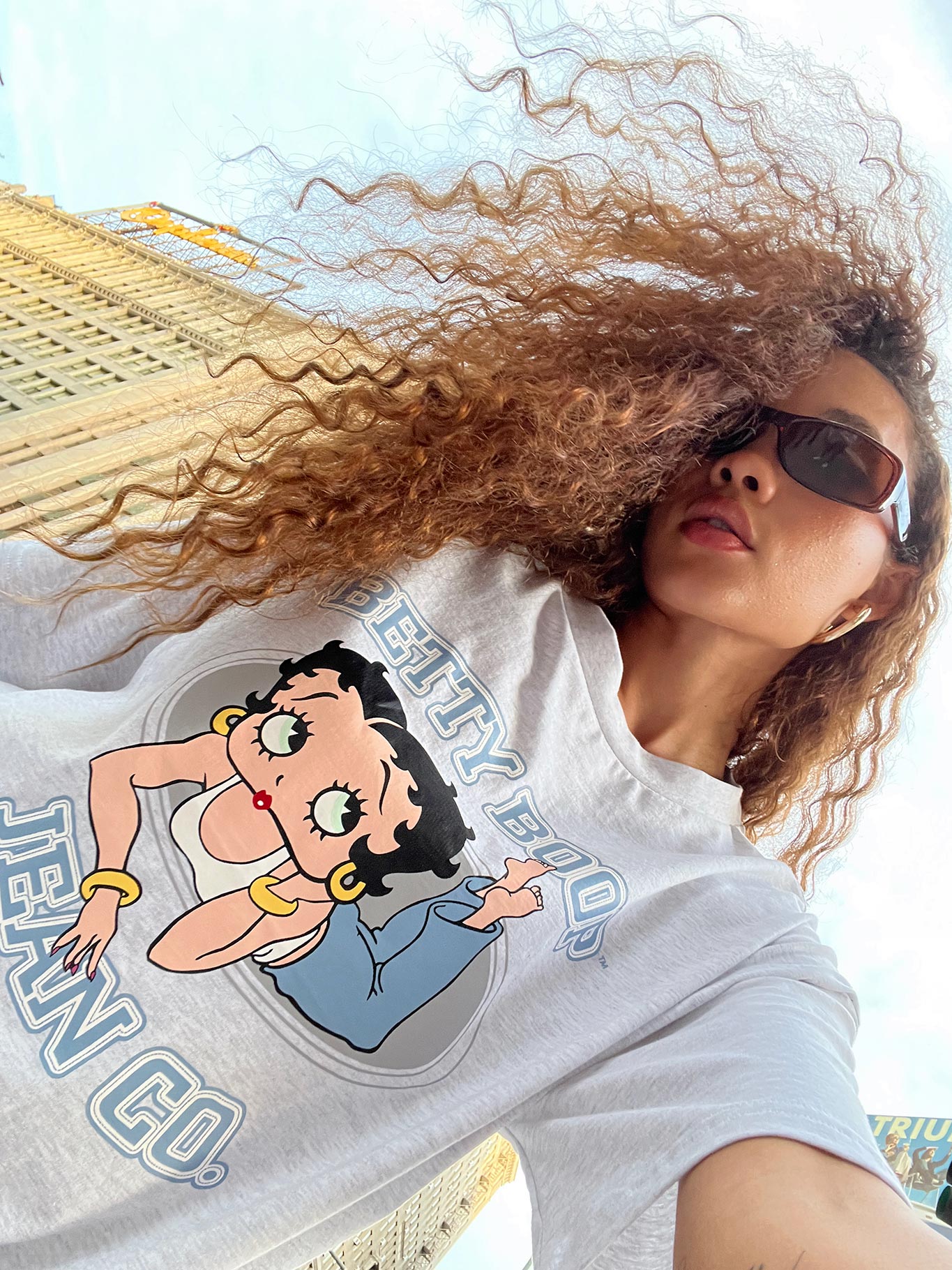 Betty Boop Oversized Graphic T-Shirt for Women - Soft Cotton Vintage Style Grey Tee - Casual Wear, Lounge Outfit & Retro Fashion Statement