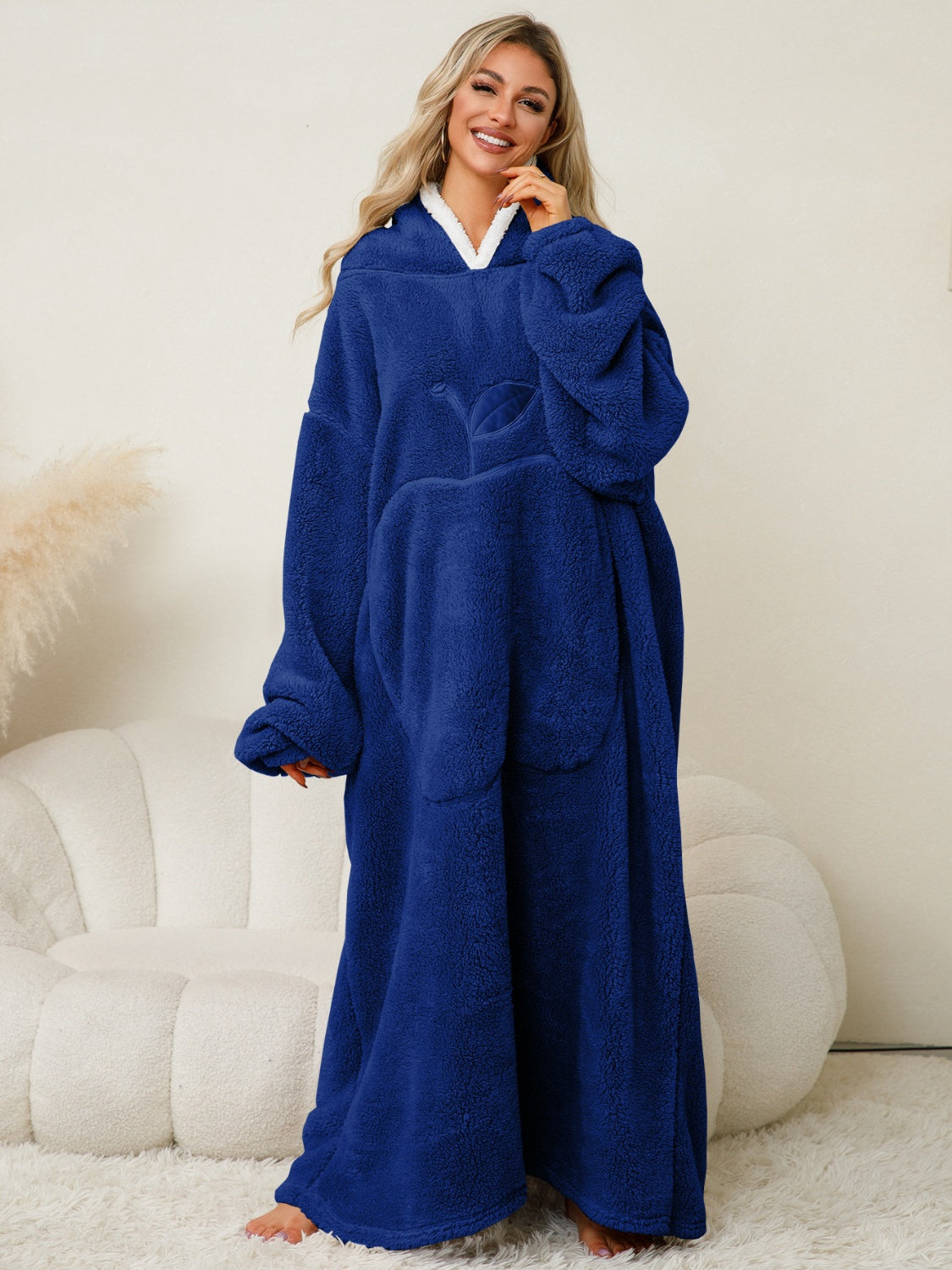 Stylish Pocketed Contrast Long Sleeve Hooded Lounge Dress for Women - Comfortable Casual Wear for Home, Travel & Relaxation
