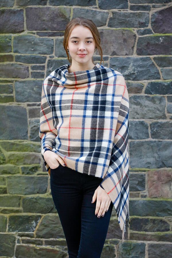 Georgia Thomson Camel Lambswool Poncho - Soft & Warm Women's Shawl Wrap - Perfect for Fall, Winter & Outdoor Activities