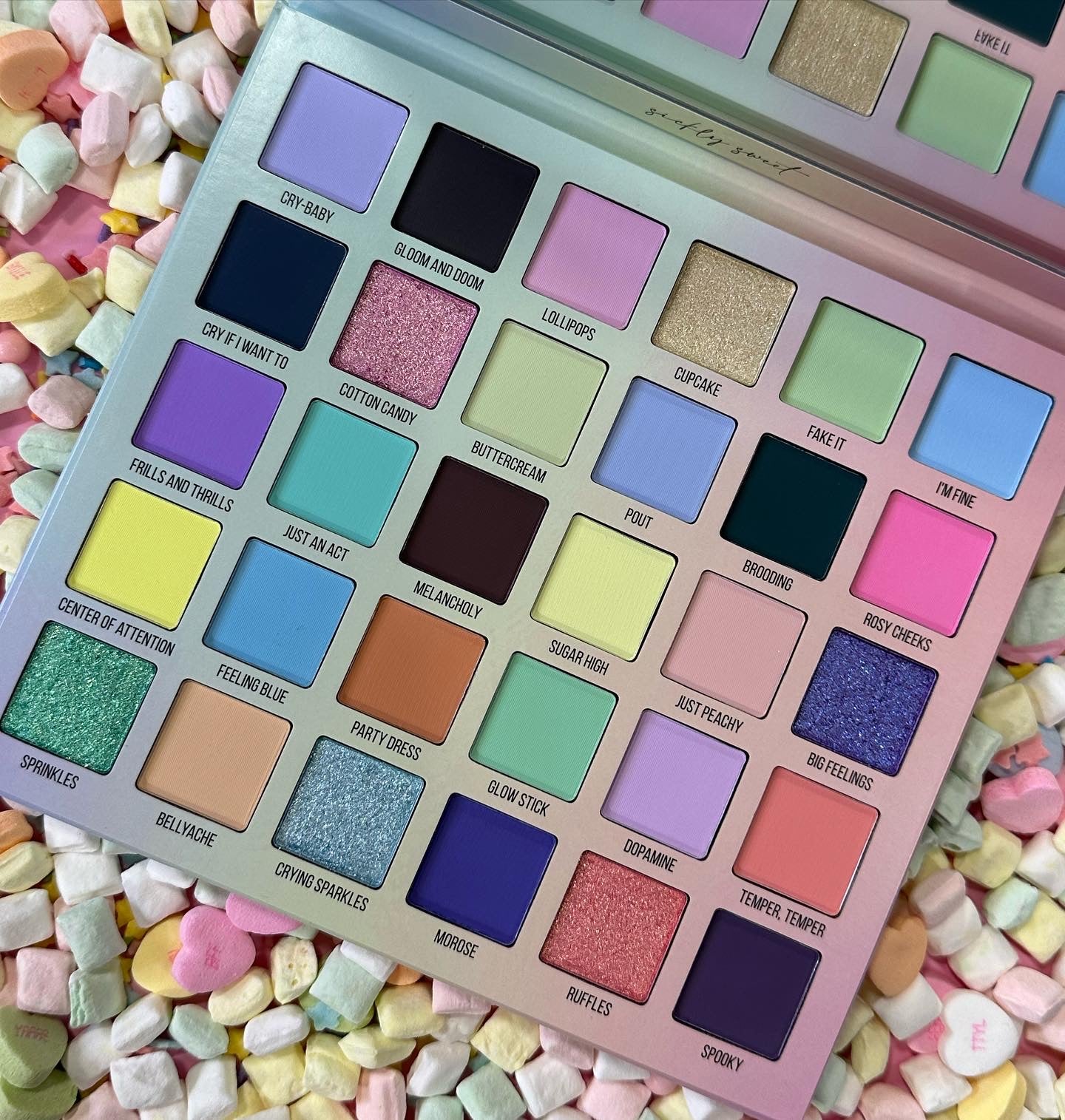 Vibrant Sweet Eyeshadow Palette - 12 Highly Pigmented Matte & Shimmer Shades for Day & Night Makeup Looks | Perfect for Parties, Weddings & Special Occasions