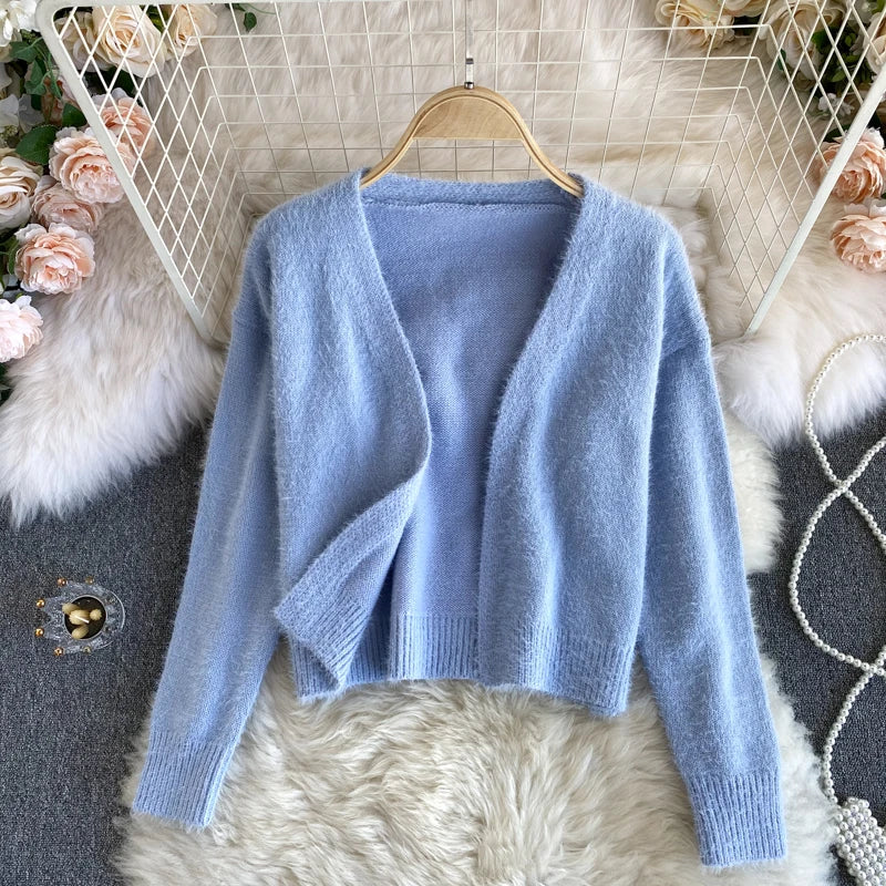 Soft & Cozy Women's Knitted Sweater - Warm Winter Pullover for Casual Outfits & Layering