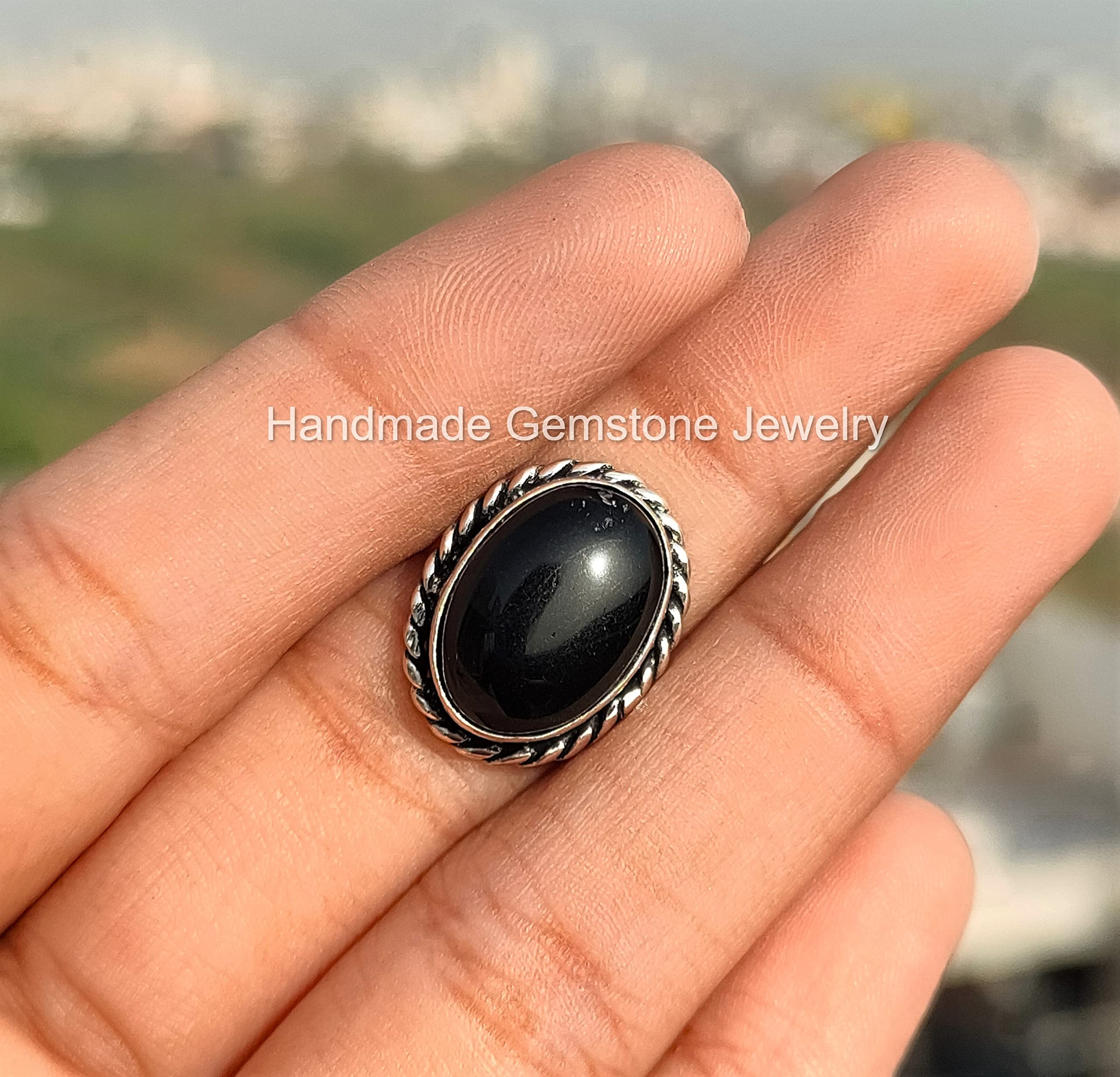 Natural Black Onyx Ring for Women - Handmade Boho Statement Jewelry with Oval Healing Crystal Stone | Dainty Everyday Gift for Her, Perfect for Spiritual Healing, Meditation & Boho Fashion Accessories