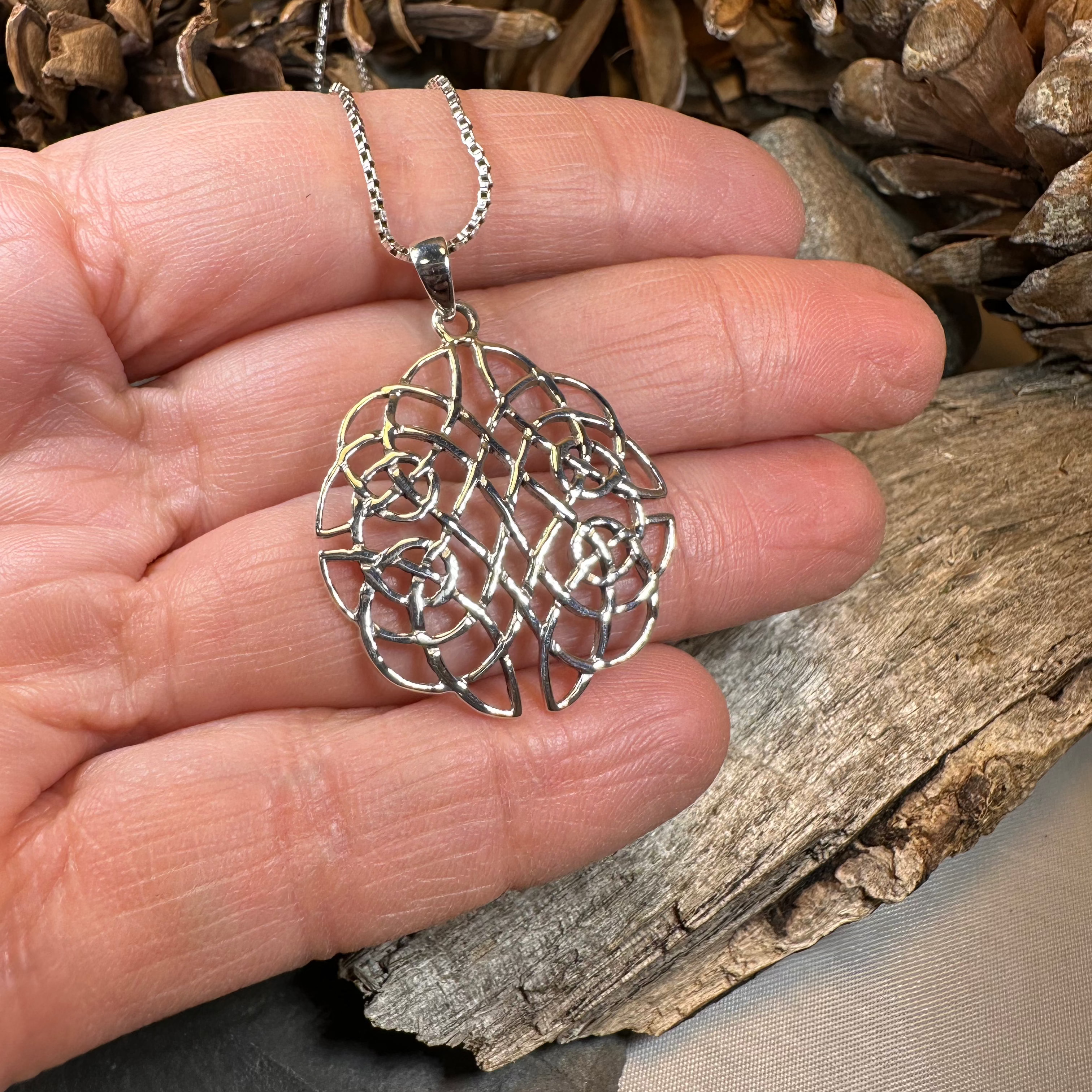 Celtic Knot Necklace for Women - Stainless Steel Irish Pendant with Adjustable Chain - Perfect for St. Patrick's Day, Weddings & Gifts