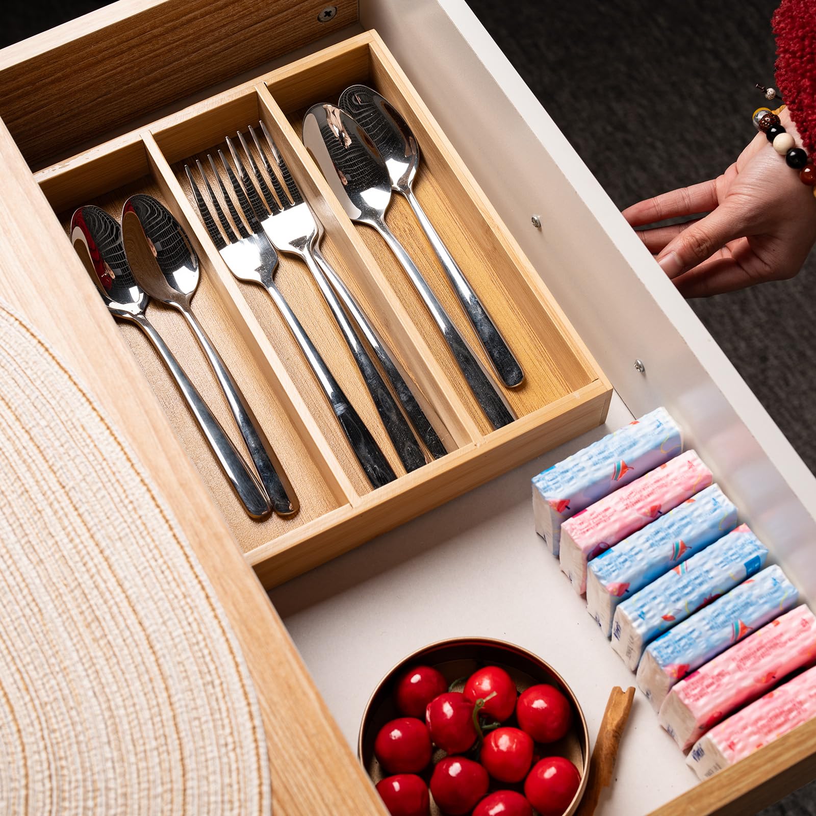 Bamboo Silverware Organizer Tray - Kitchen Drawer & Utensil Organizer for Flatware, Spoons, Forks (Natural Wood) - Perfect for Home, Restaurant & Office Kitchen Organization