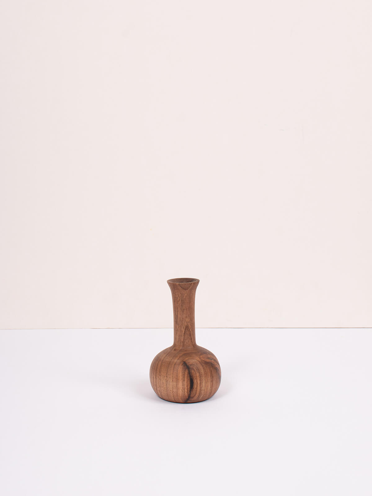Handcrafted Walnut Wood Mini Vase - Joni Small Decorative Flower Holder for Home, Office & Wedding Centerpieces - Perfect for Succulents, Dried Flowers & Table Decor