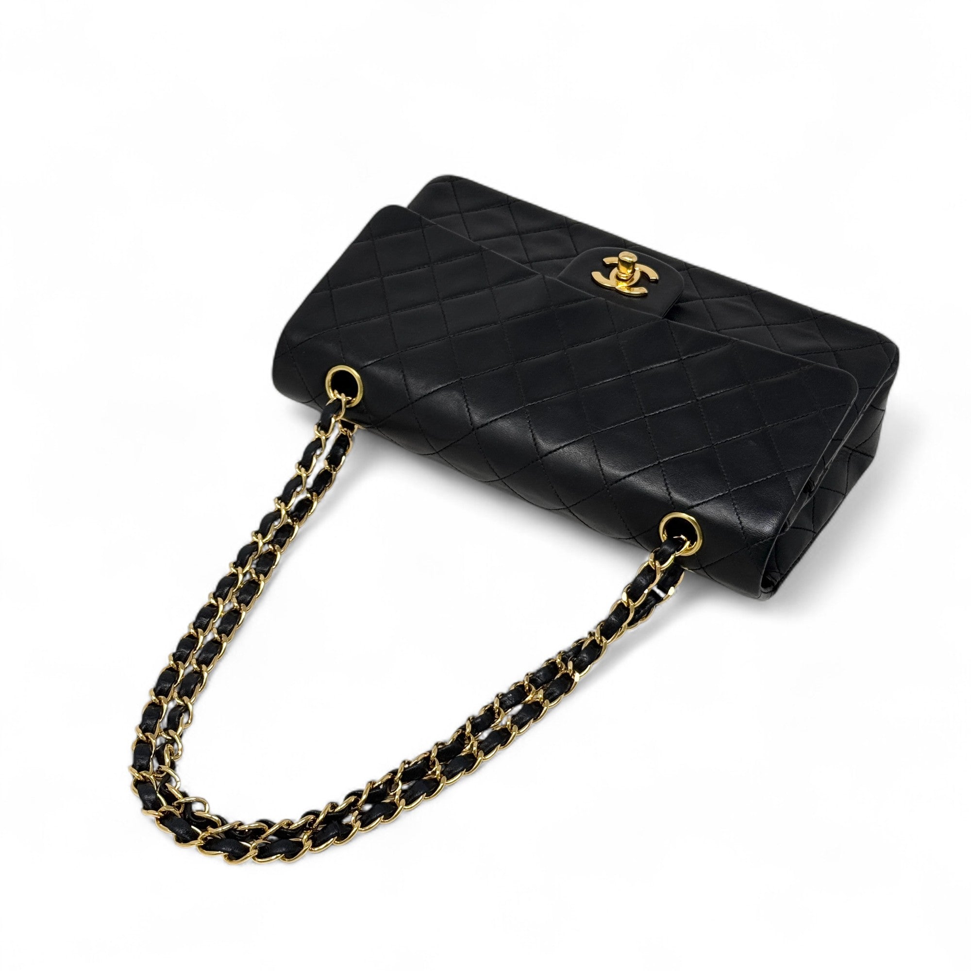 Chanel Black Medium Vintage Classic Flap Bag - Timeless Luxury Handbag for Women | Perfect for Evening Events, Date Nights & Special Occasions