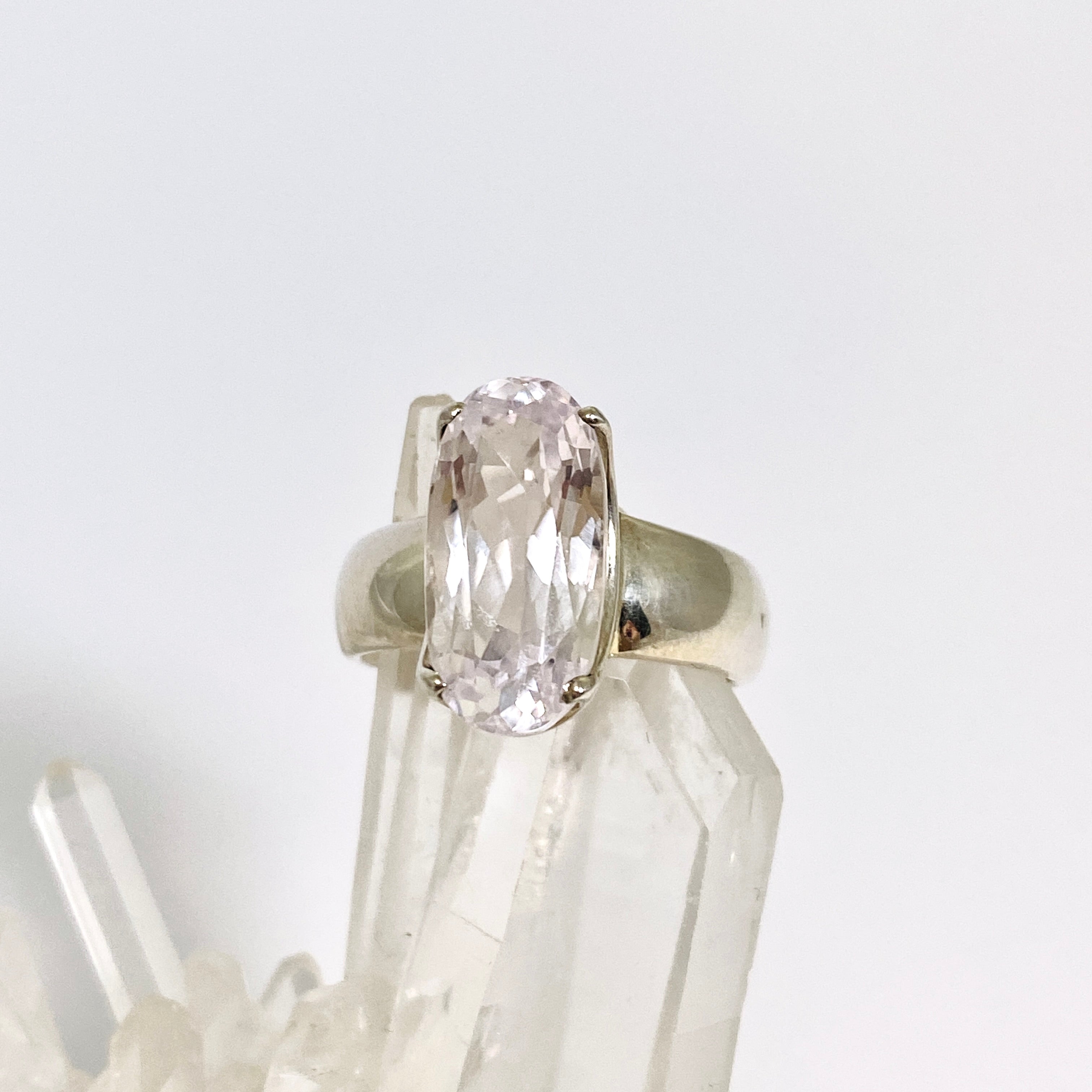 Kunzite Oval Faceted Ring Size 8.5 - Elegant Pink Gemstone Jewelry for Women | Perfect for Weddings, Anniversaries & Special Occasions