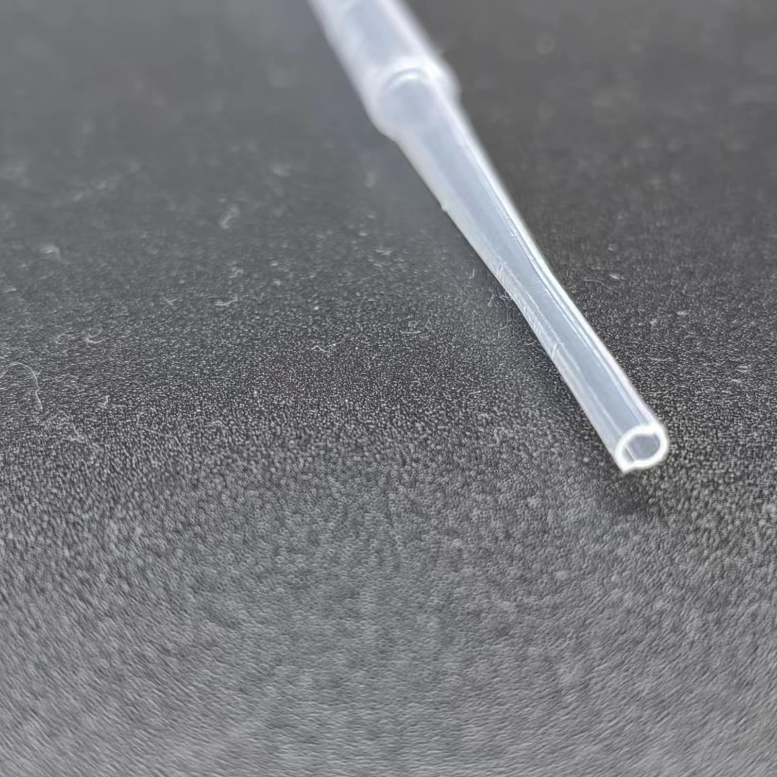 100 Pack 2ML Disposable Plastic Pipettes - Lab Droppers for Essential Oil Mixing, Scientific Experiments, Resin Art, DIY Crafts & Aquarium Cleaning - Precise Liquid Transfer for Labs, Beauty, Hobbies